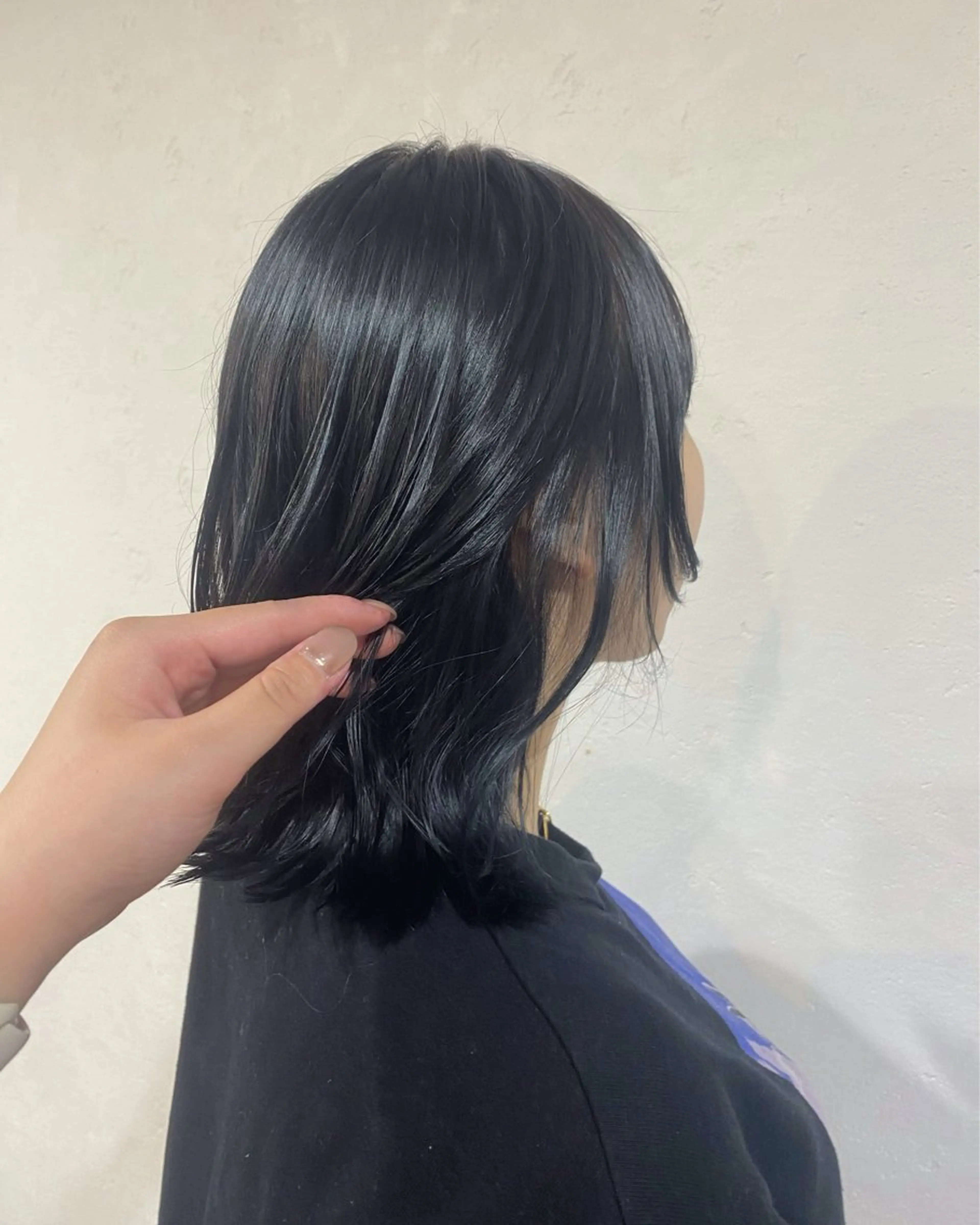 ミディアム カラー 黒髪 ブリーチ ブルーカラー ブルーブラック ブリーチなしカラー 韓国ヘア/ボブ ♡̴ kayaのヘアスタイル
