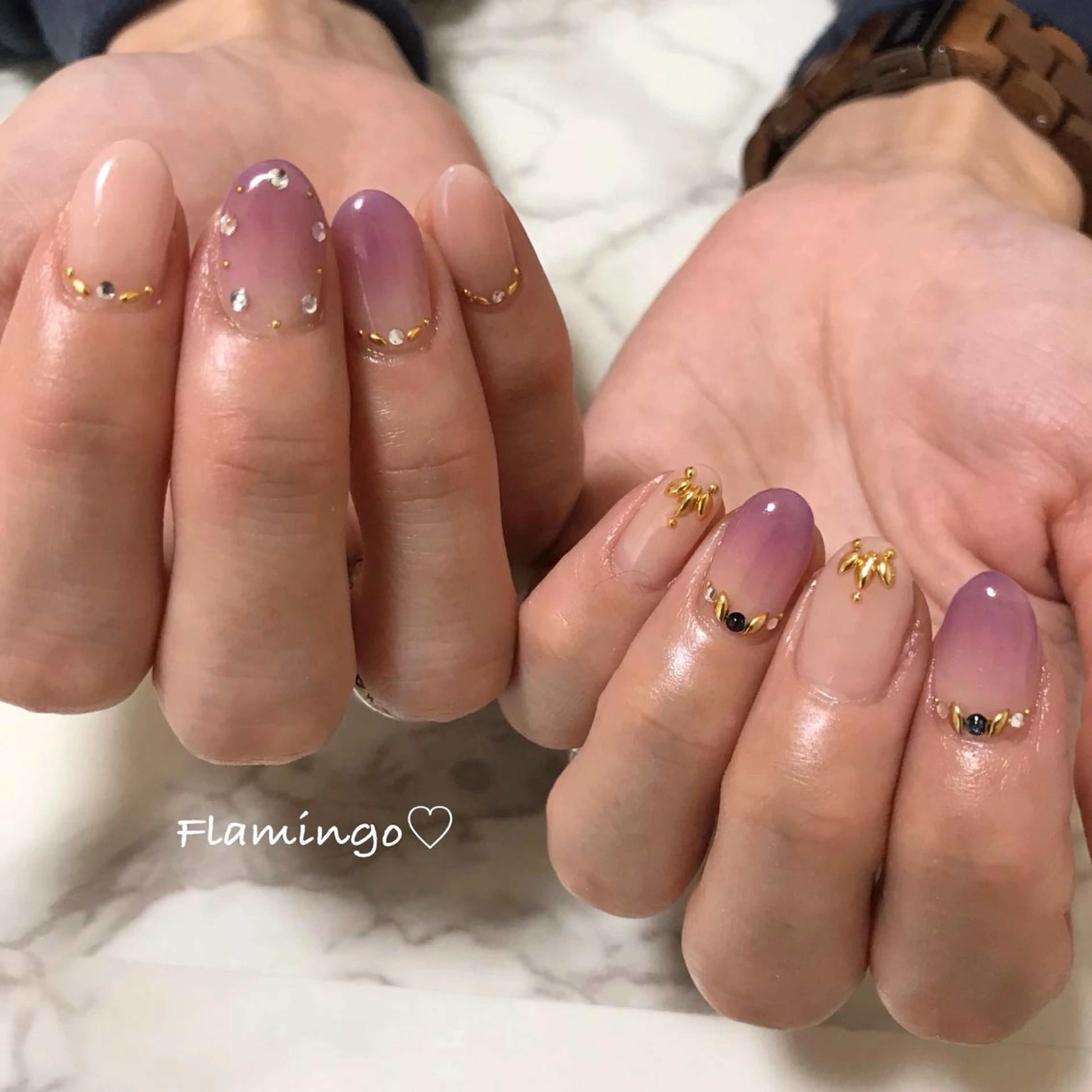 ネイル アートネイル グラデーション オフィスネイル ピンク シンプルネイル 40代からの爪を守る ×ケア重視サロン♡のネイルデザイン