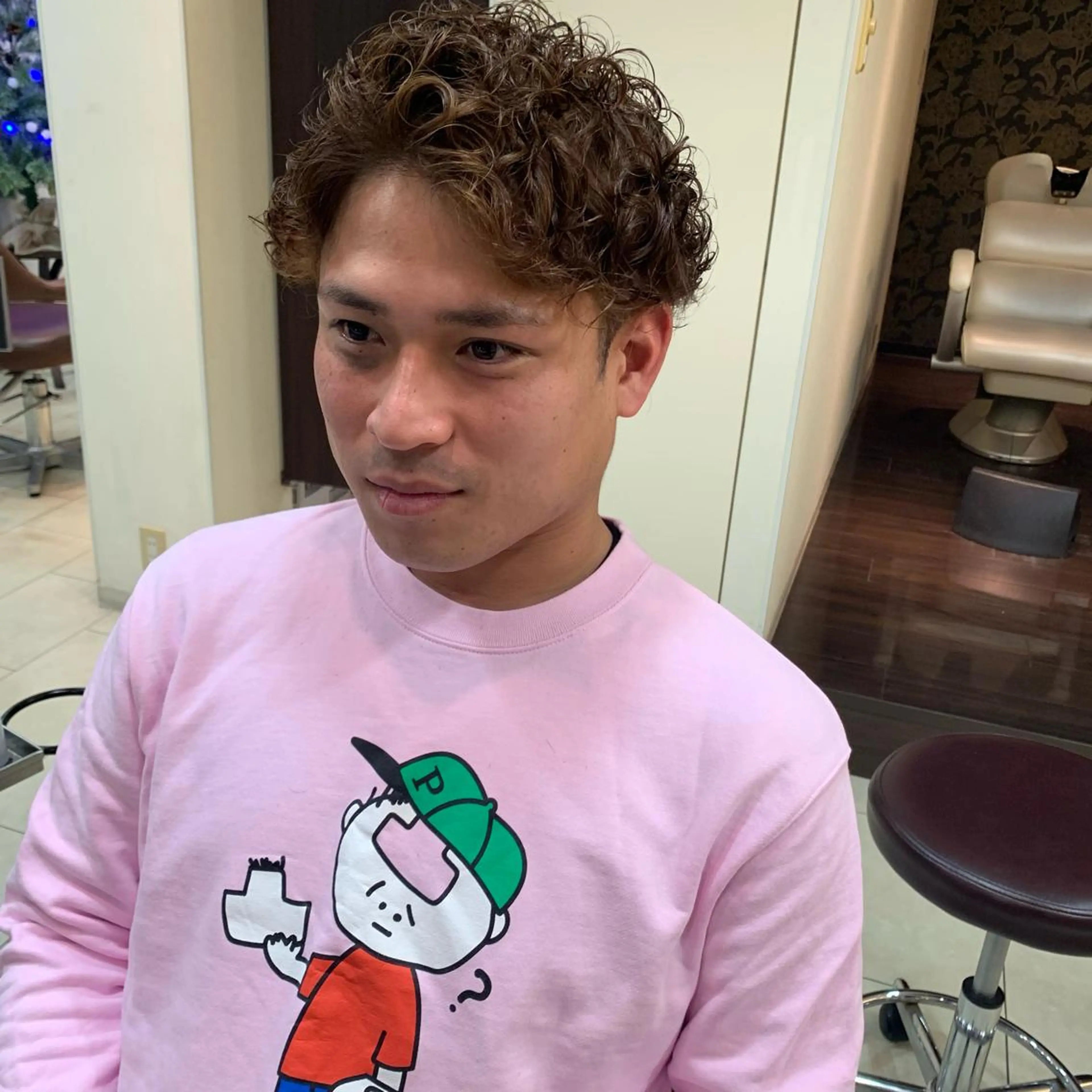 ショート パーマ メンズ カット パーマ 甲斐 司のヘアスタイル