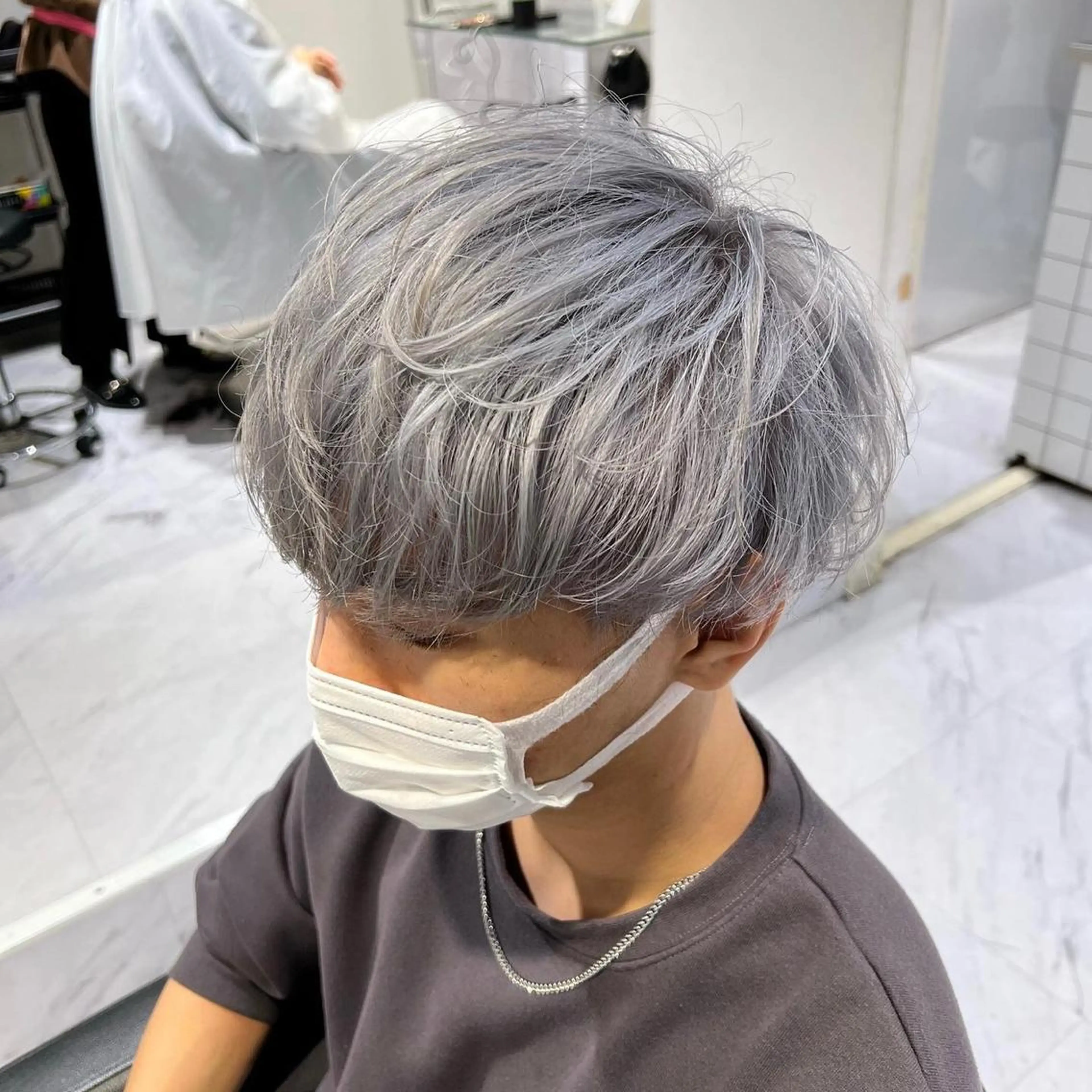 🔴【ハイトーンカラー】メンズカット+ケアブリーチ込みダブルカラー+オリジナルトリートメント+スタイリング🔥の写真