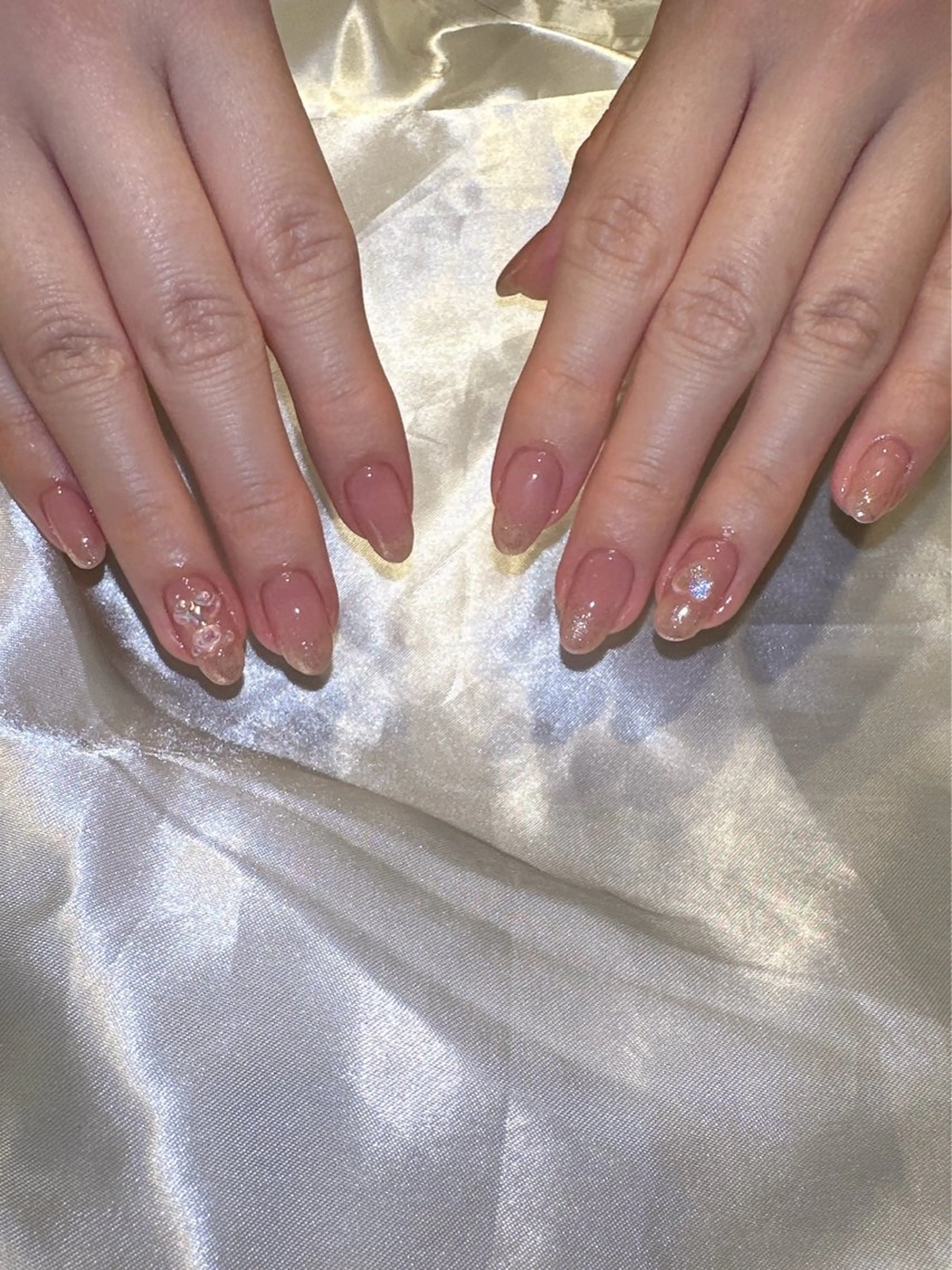 ネイル フラッシュネイル マグネットネイル ニュアンスネイル シンプルネイル ワンホンネイル ハンドネイル at Nailのネイルデザイン