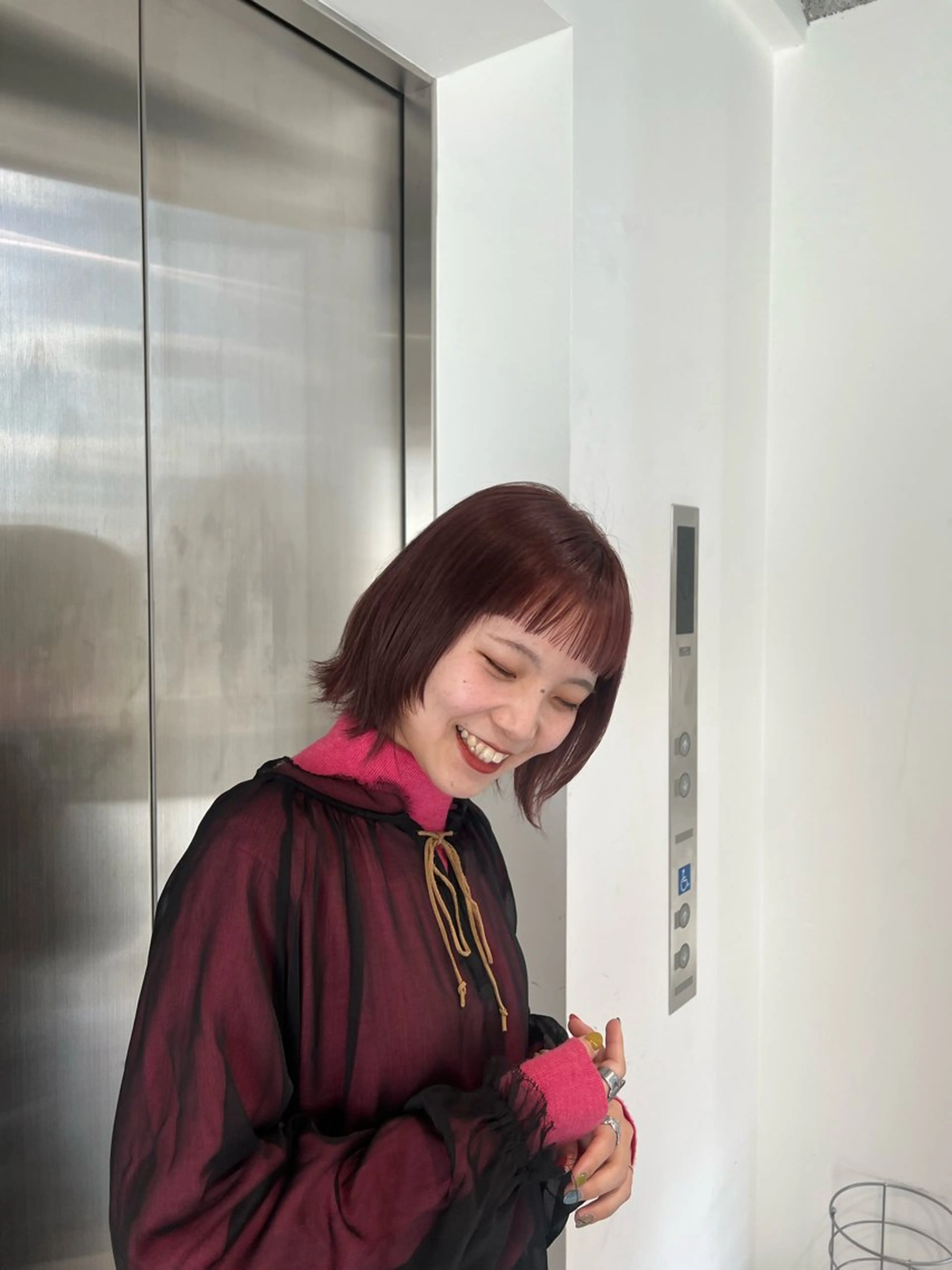 ミディアム カラー カット ヘアカラー トリートメント 色落ちまで可愛い 透明感🫧KANTAのヘアスタイル