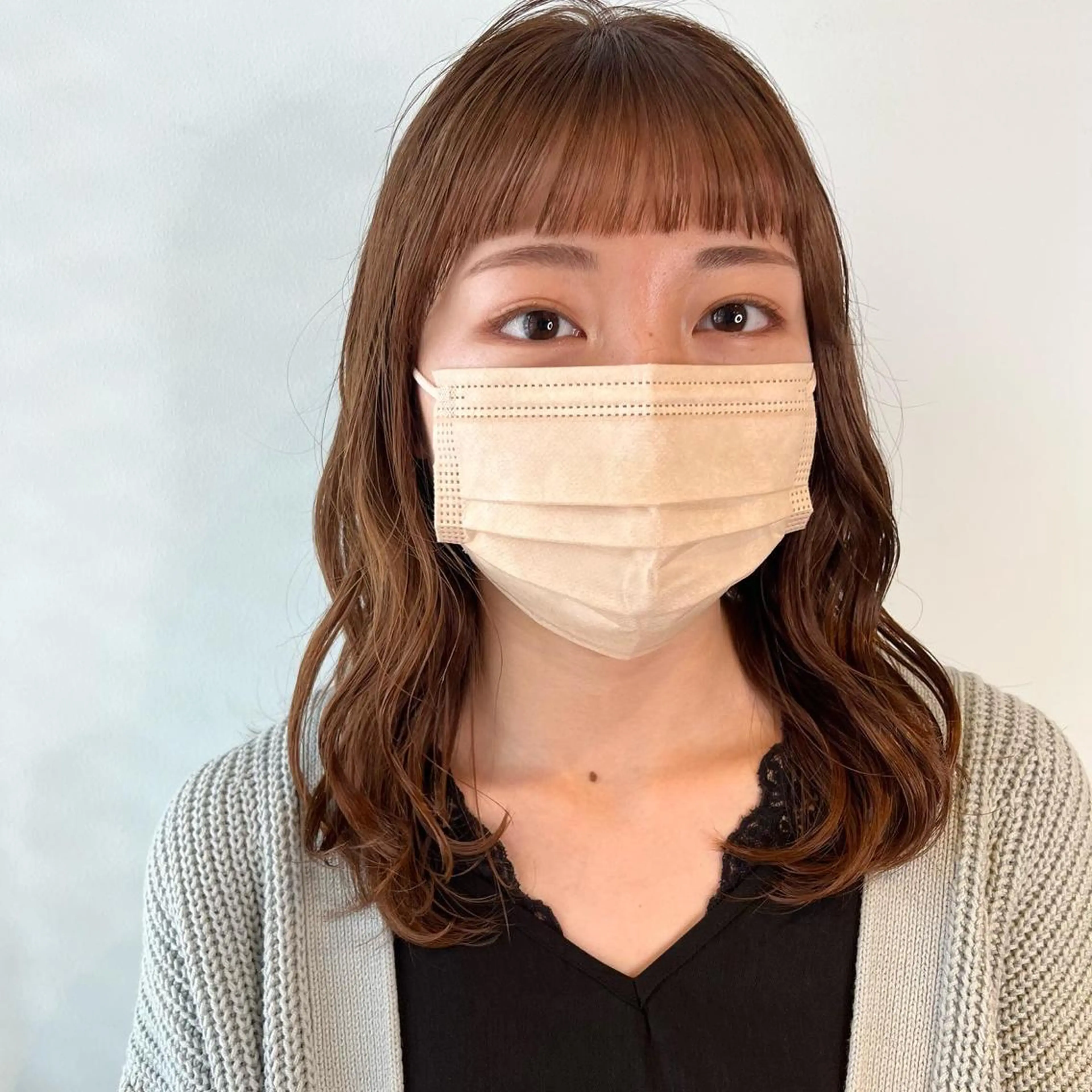 ミディアム カラー ベージュカラー オン眉 SOYON 🤍CHIZU🤍.のヘアスタイル