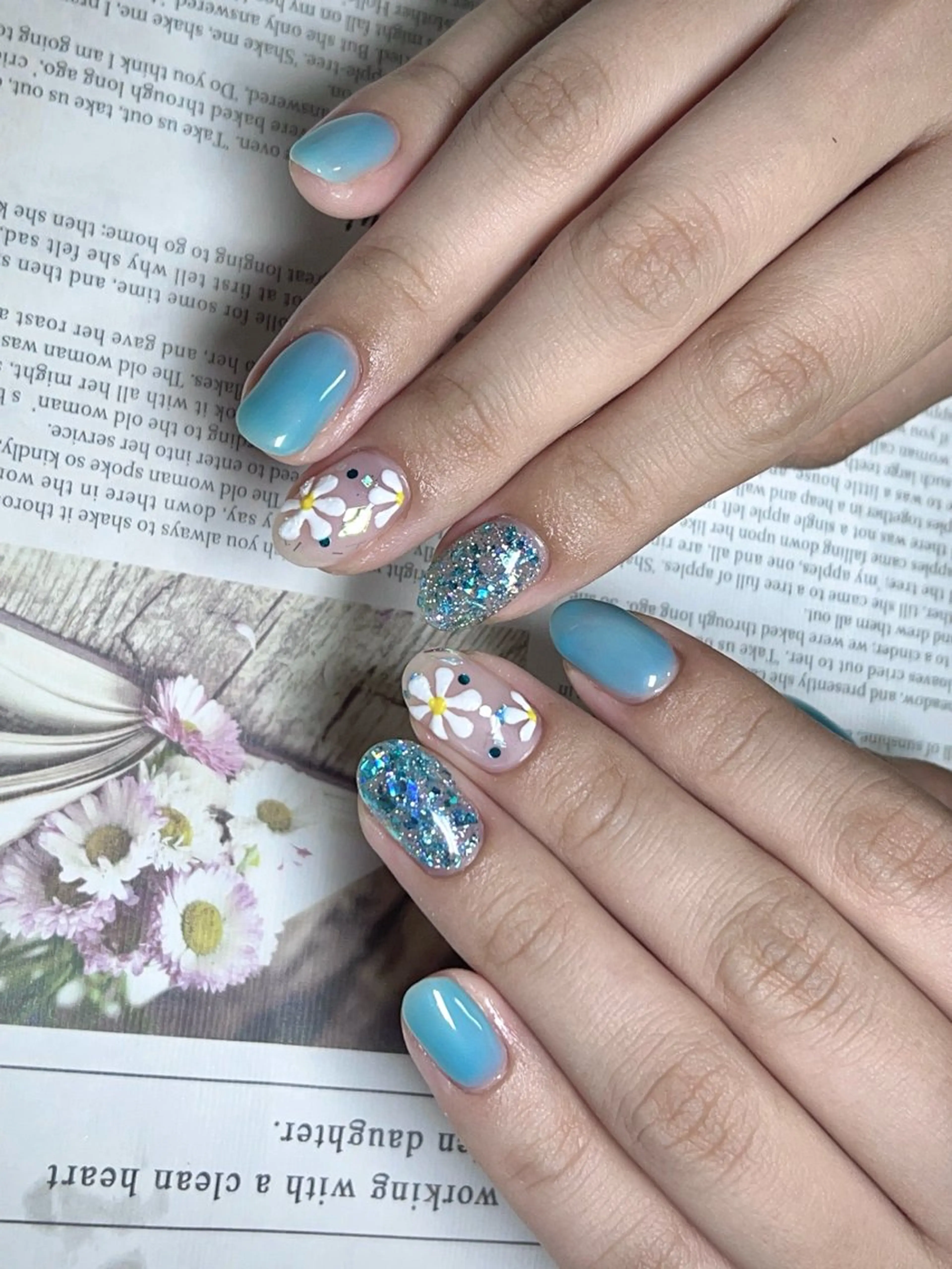 ネイル ハンドネイル ハンドケア Rarity ネイルサロン所属・Rarity ネイルサロンｔｉｔｉのネイルデザイン