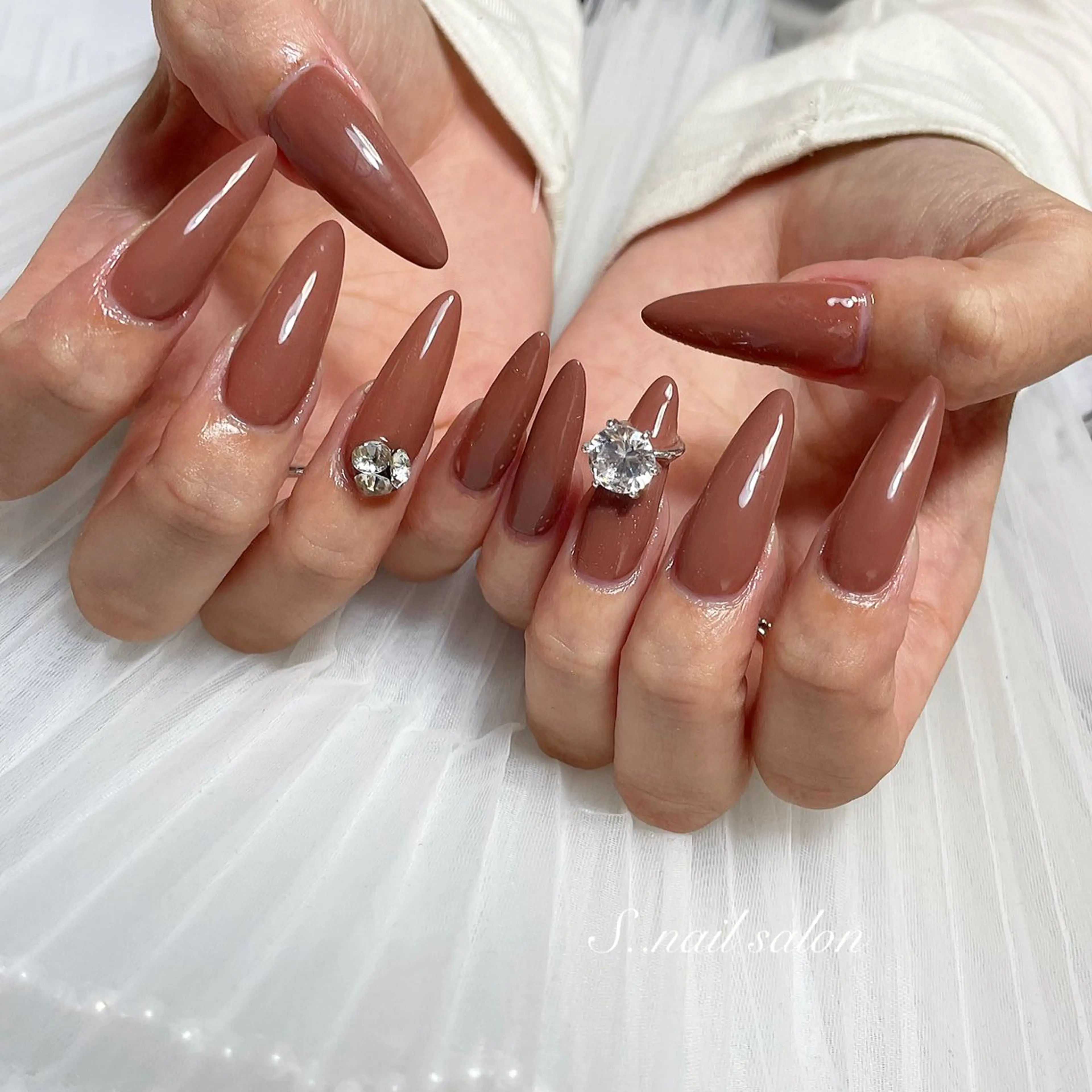 ネイル ハンドネイル S.. nailsalonのネイルデザイン