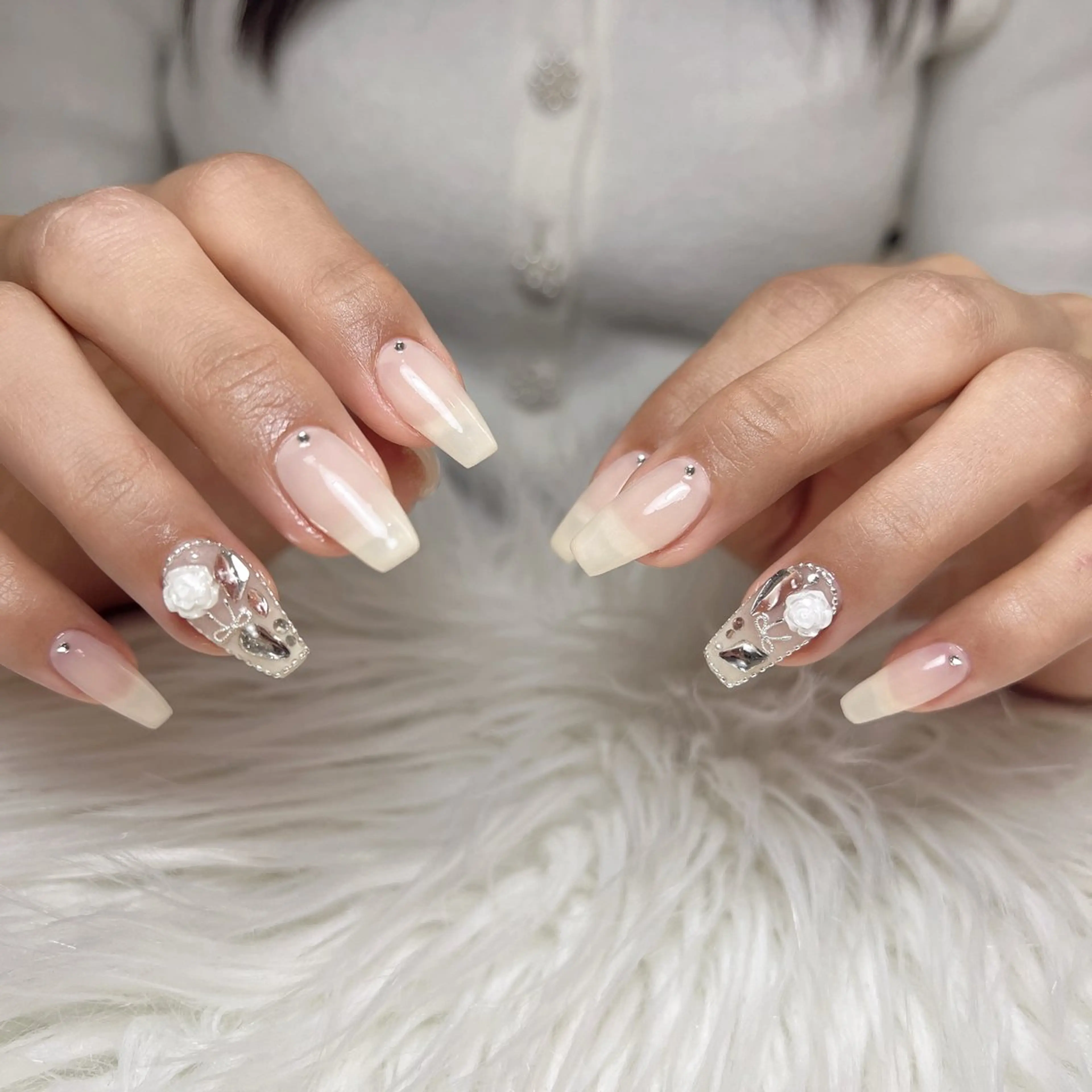 ネイル 長さ出し フットネイル フレンチネイル ガラスフレンチ グラデーション ハンドネイル M2beauty Renaのネイルデザイン