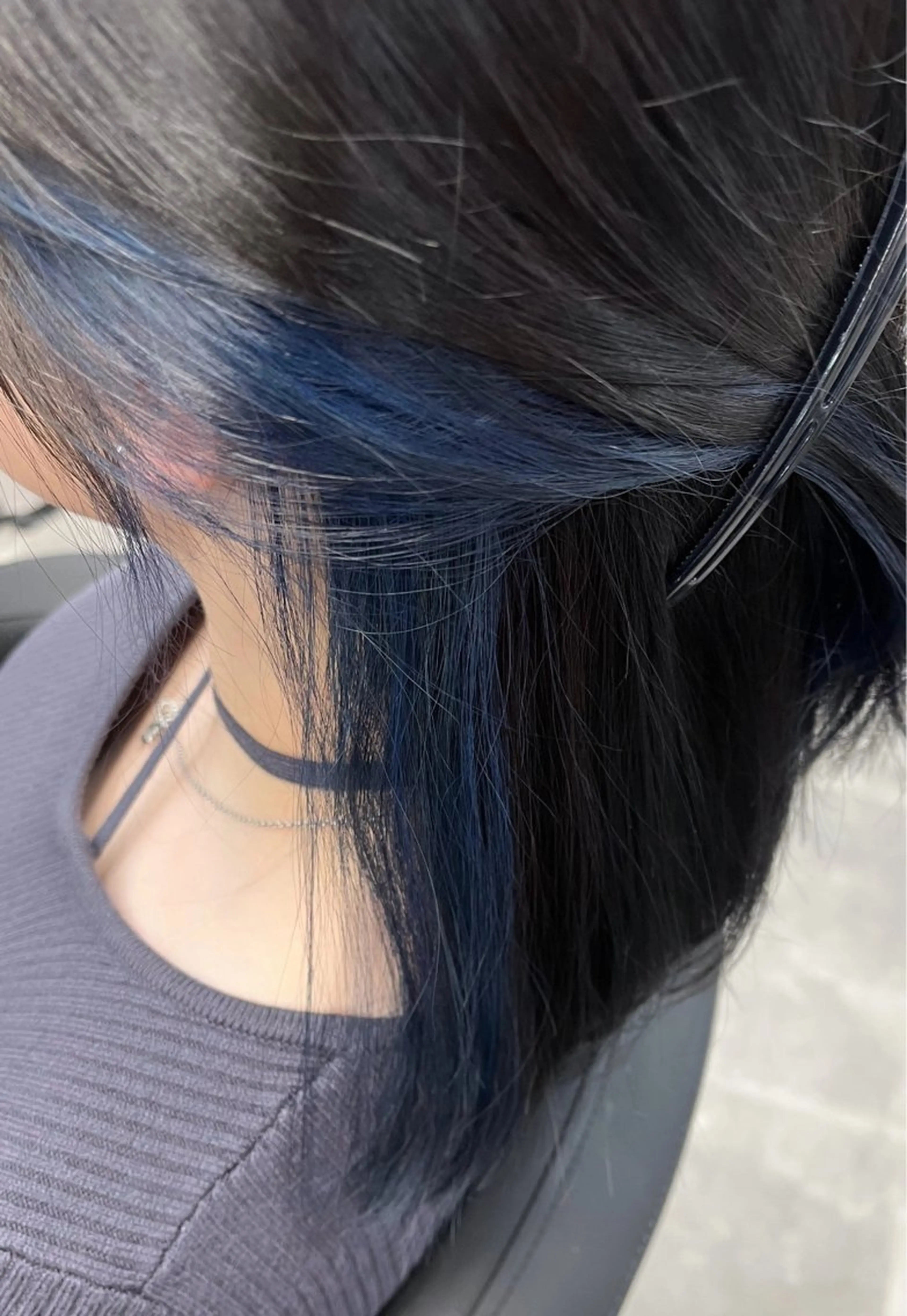 ミディアム カラー イヤリングカラー インナーカラー ヘアカラー 熊谷 有紗のヘアスタイル