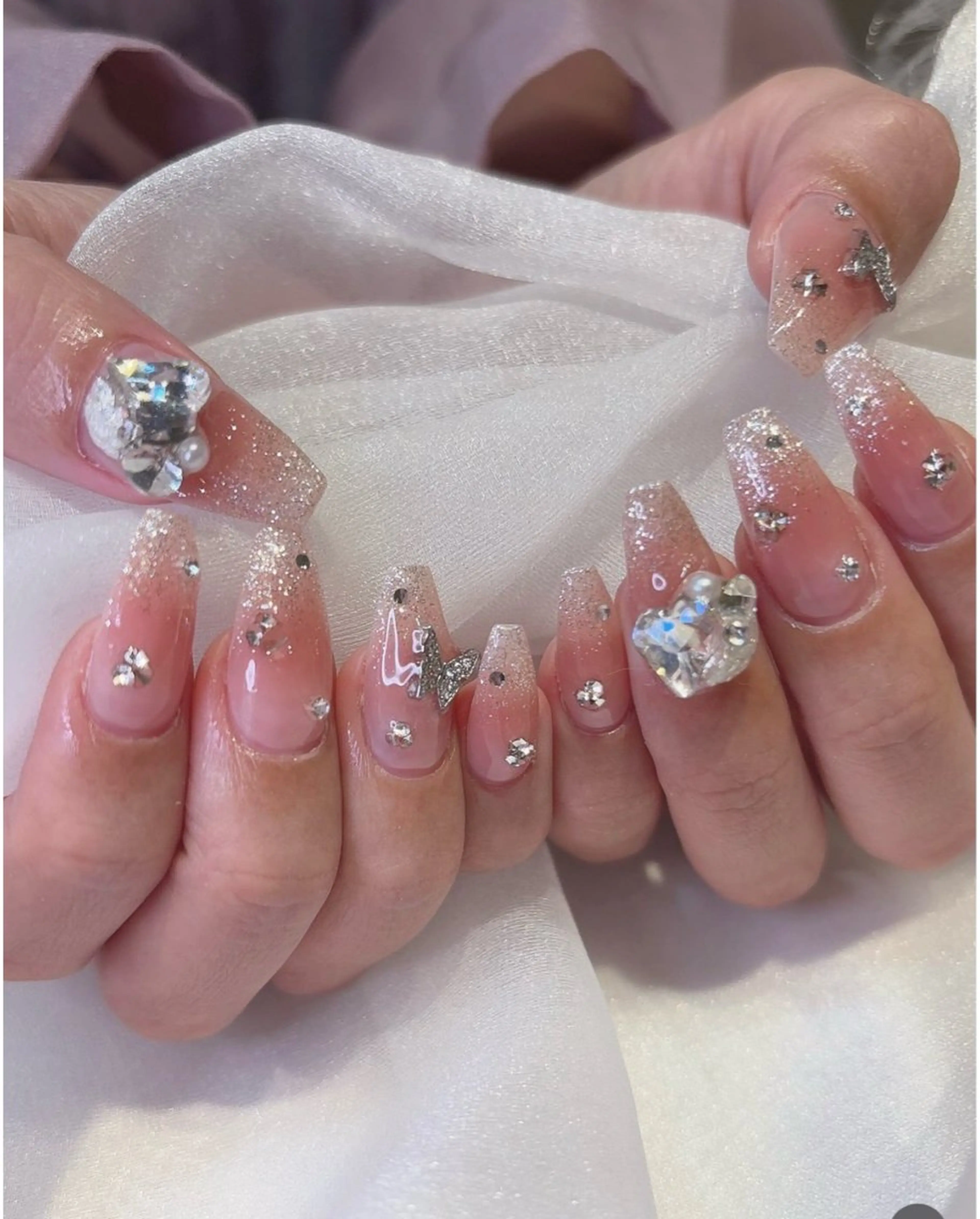 ネイル ボルドー ブラウン チークネイル ドット フットネイル yurinail所属・yuri nail 高田馬場のネイルデザイン