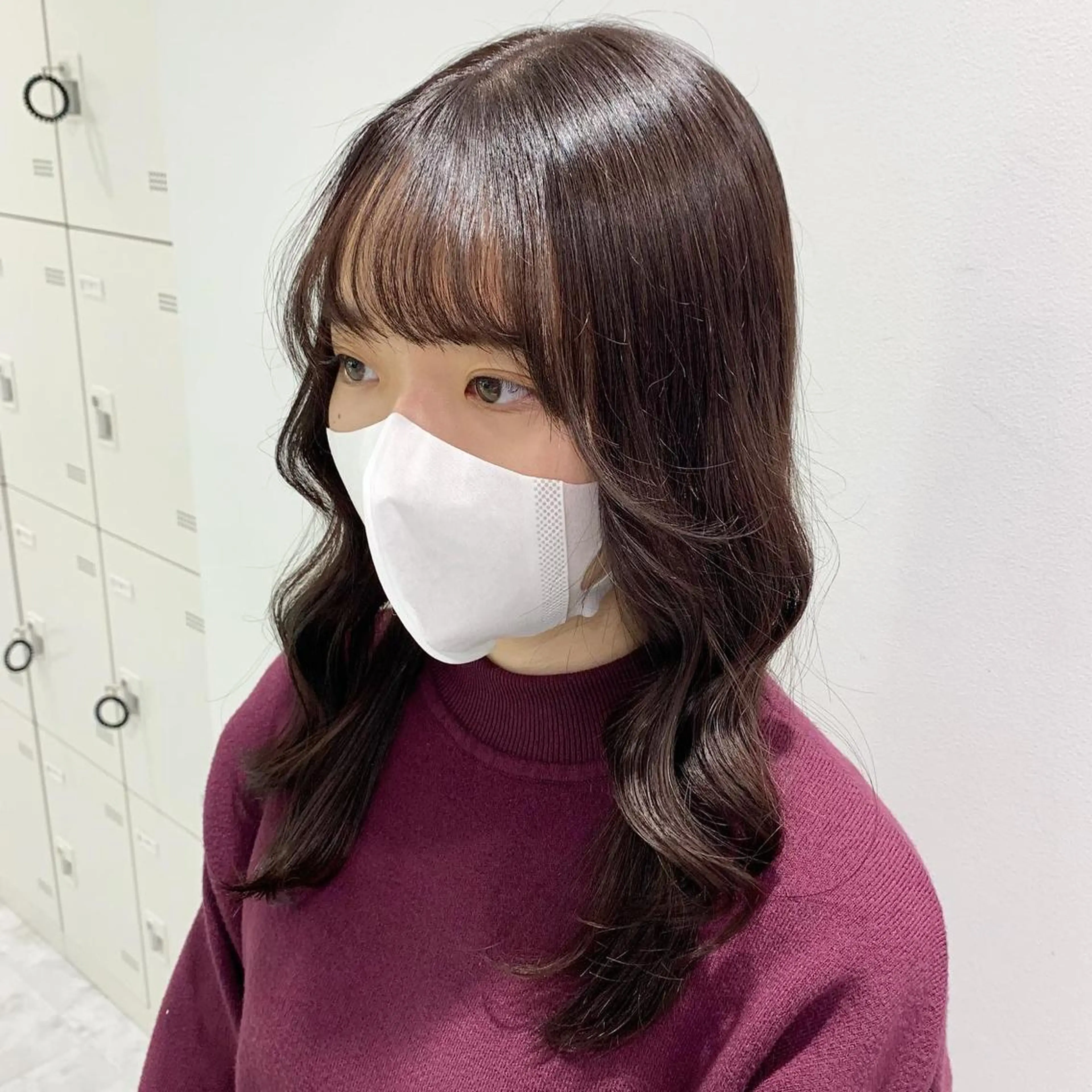 セミロング カラー ヘアアレンジ 韓国風ヘア レイヤーカット 🪞ハイトーン🪞 🤍waka🤍のヘアスタイル