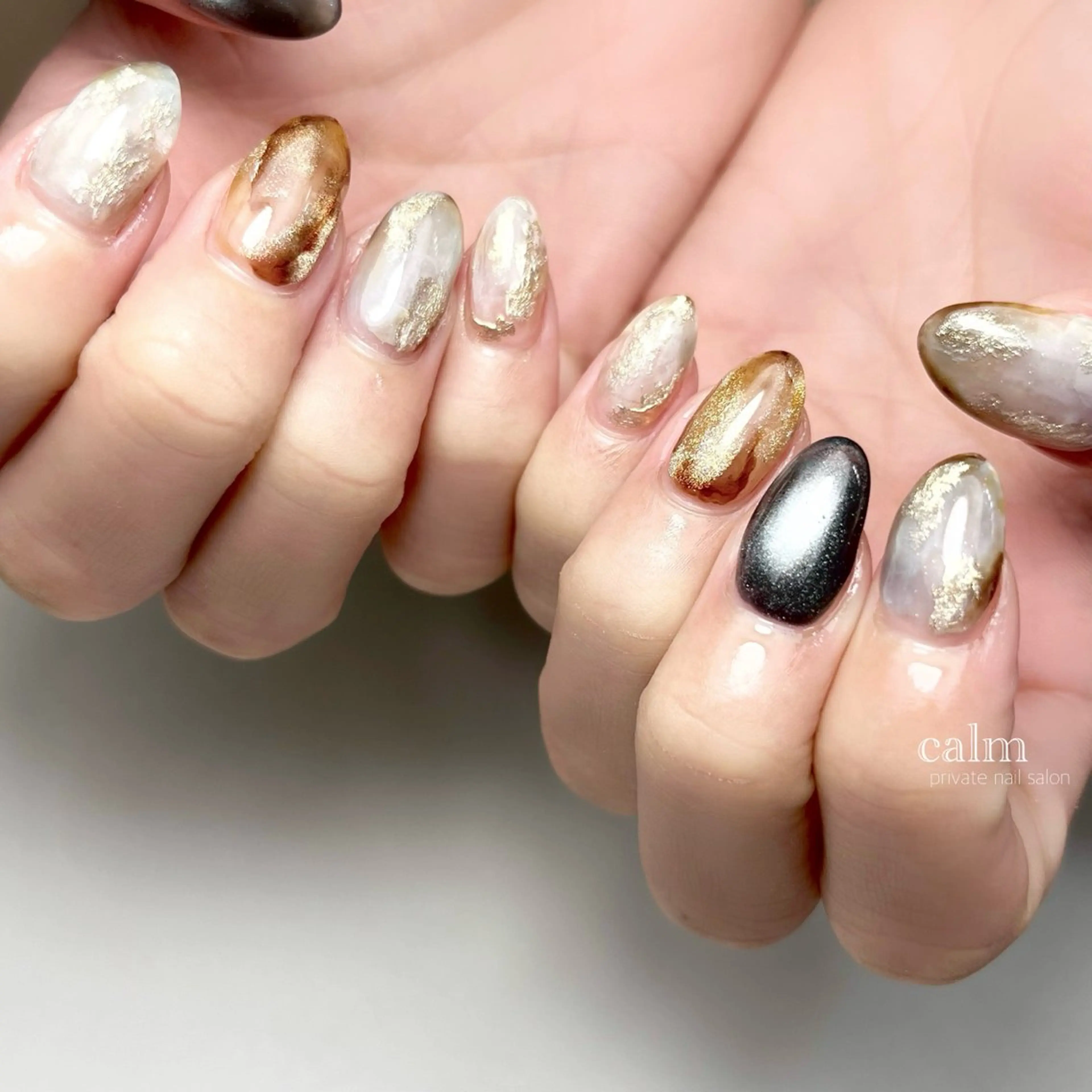 ネイル ハンドネイル calm 〔ｶｰﾑ〕のネイルデザイン