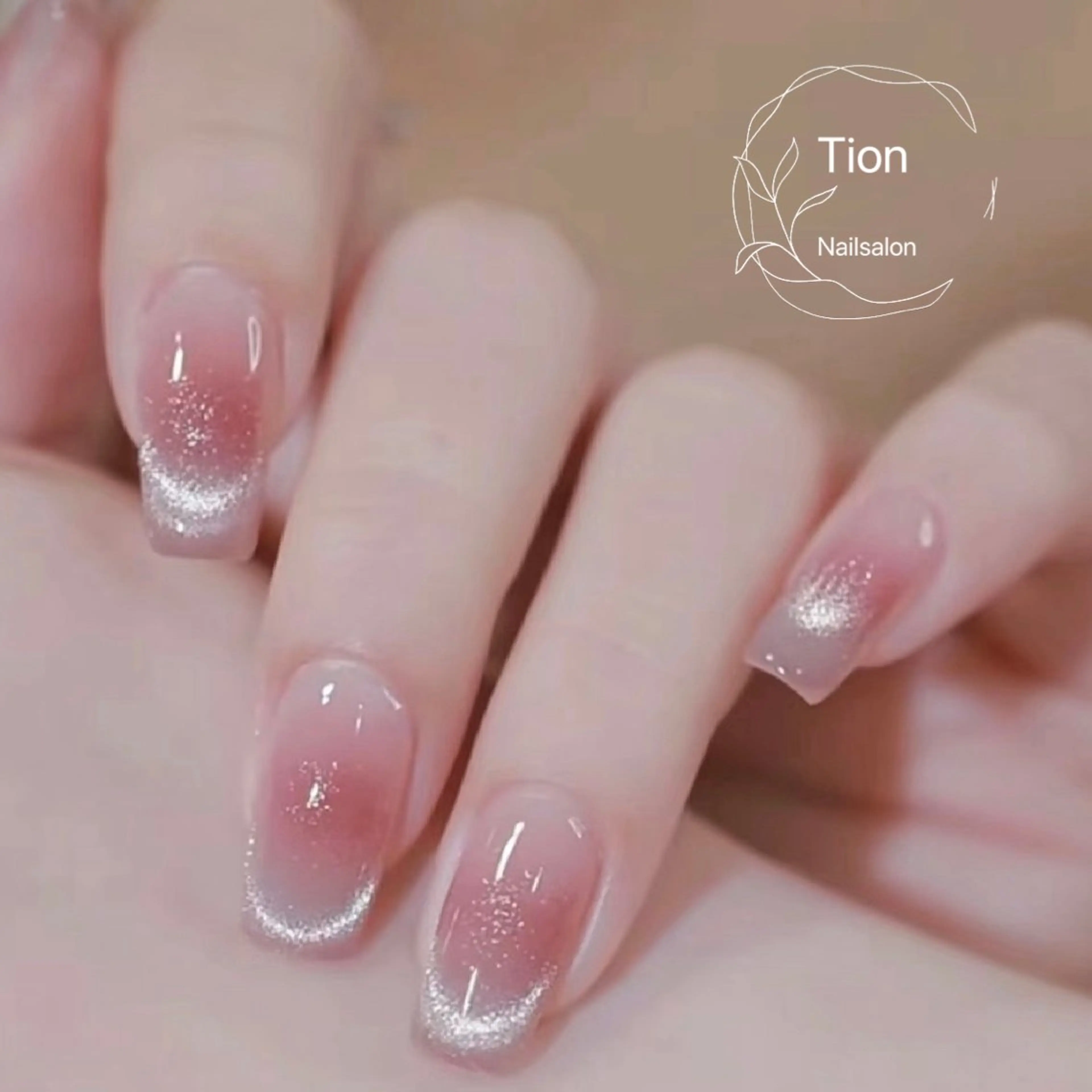 ネイル チークネイル 長さ出し フットネイル フレンチネイル ジェルネイル Nailsalon Tion 横浜西口店のネイルデザイン