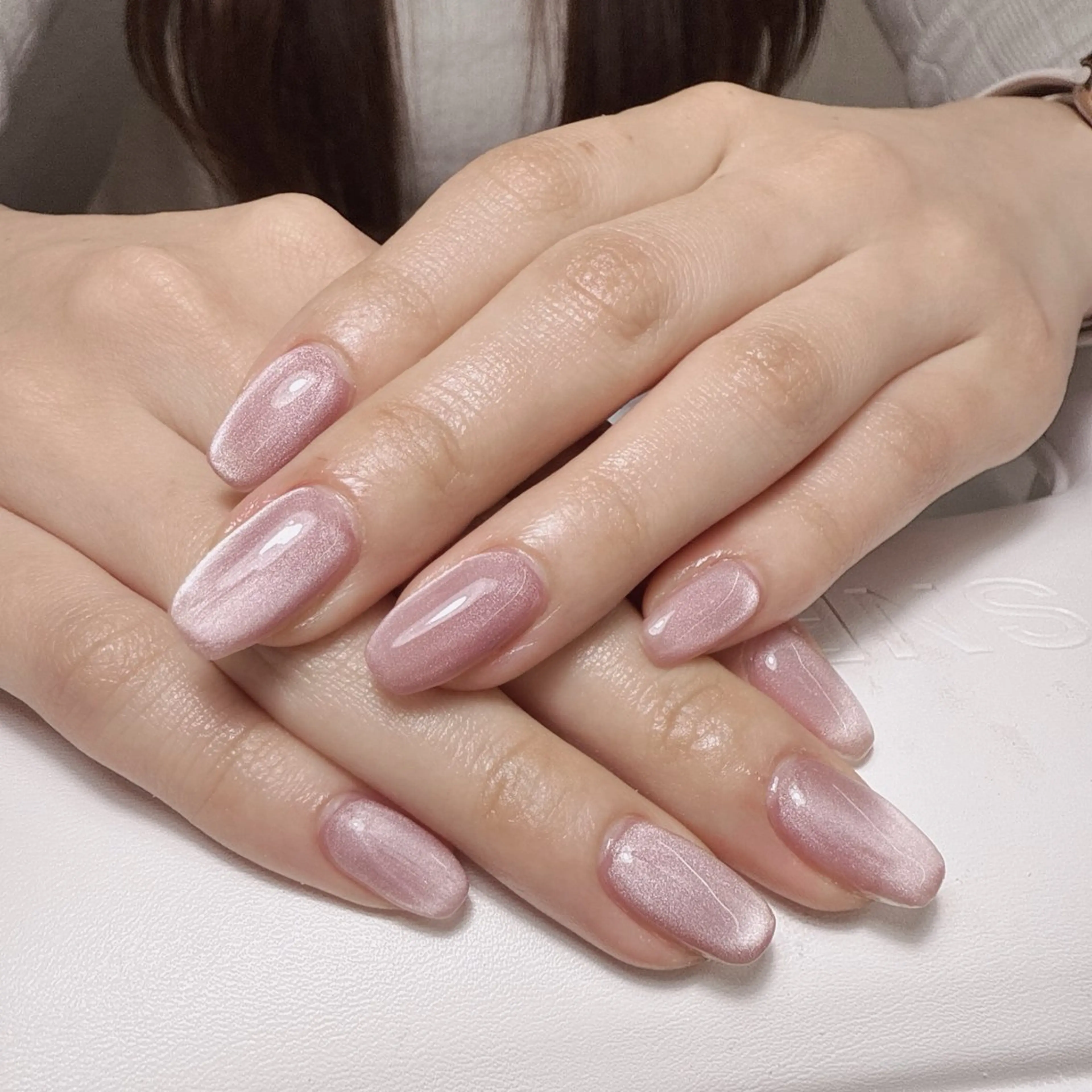 ミディアム ハンドネイル FLORA NAIL SALON 黄兪榕のネイルデザイン