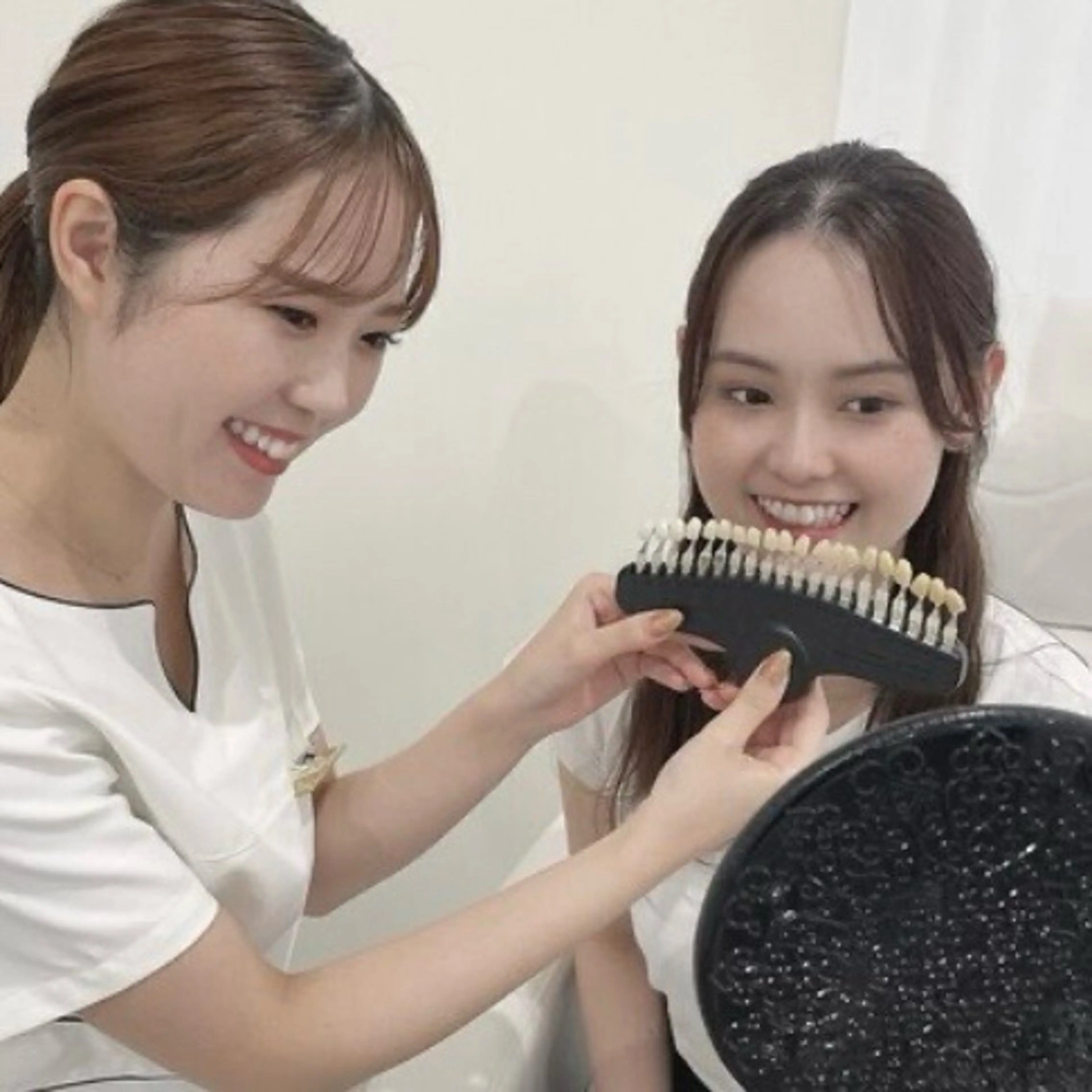 【迷ったらコレ*人気NO.1】セルフホワイトニング16分×2回照射¥9,960→半額4,980の写真
