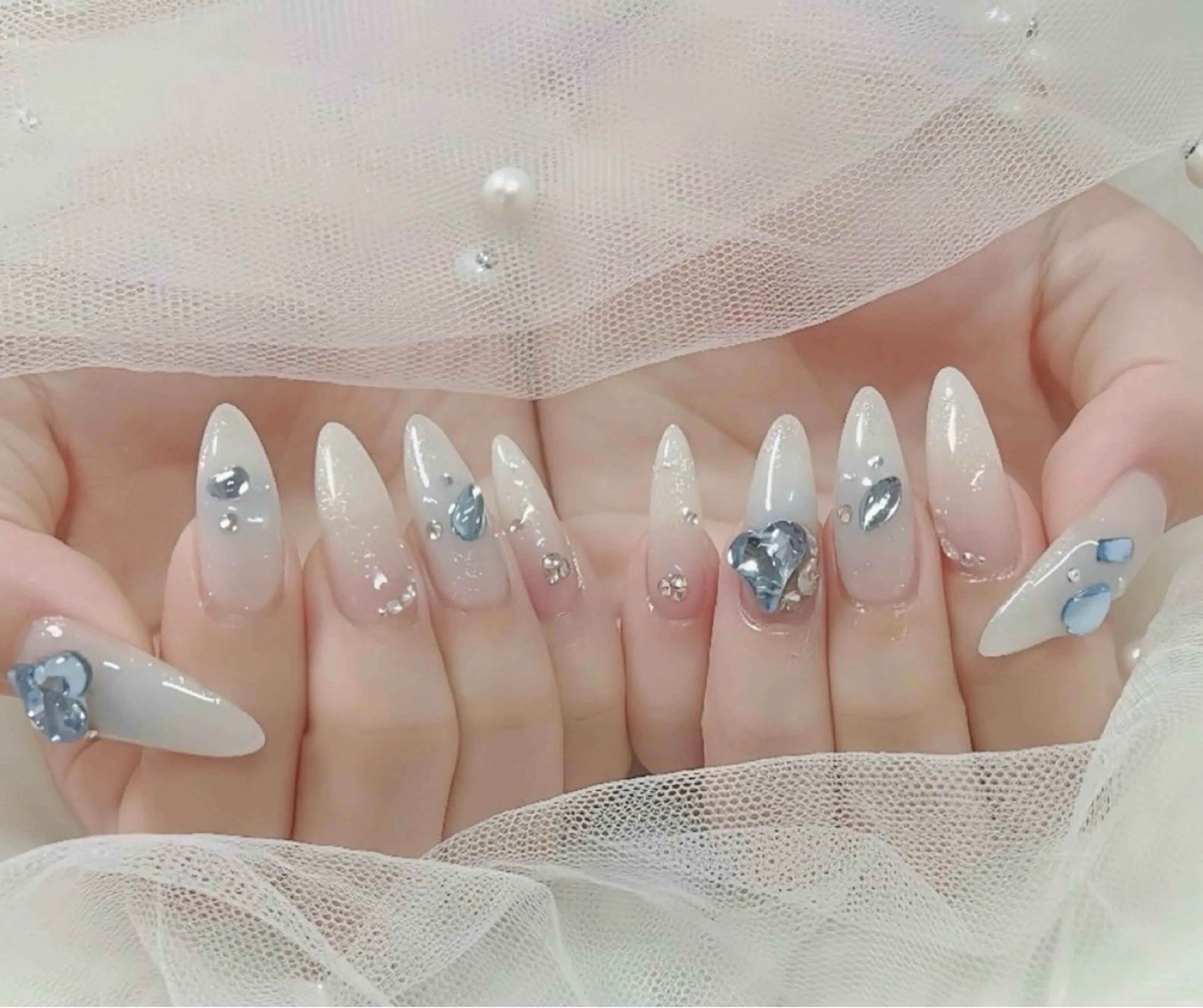 ネイル 韓国ネイル 持ち込み ニュアンスネイル ネイルチップ ハンドネイル TABI ANA.CHUOのネイルデザイン