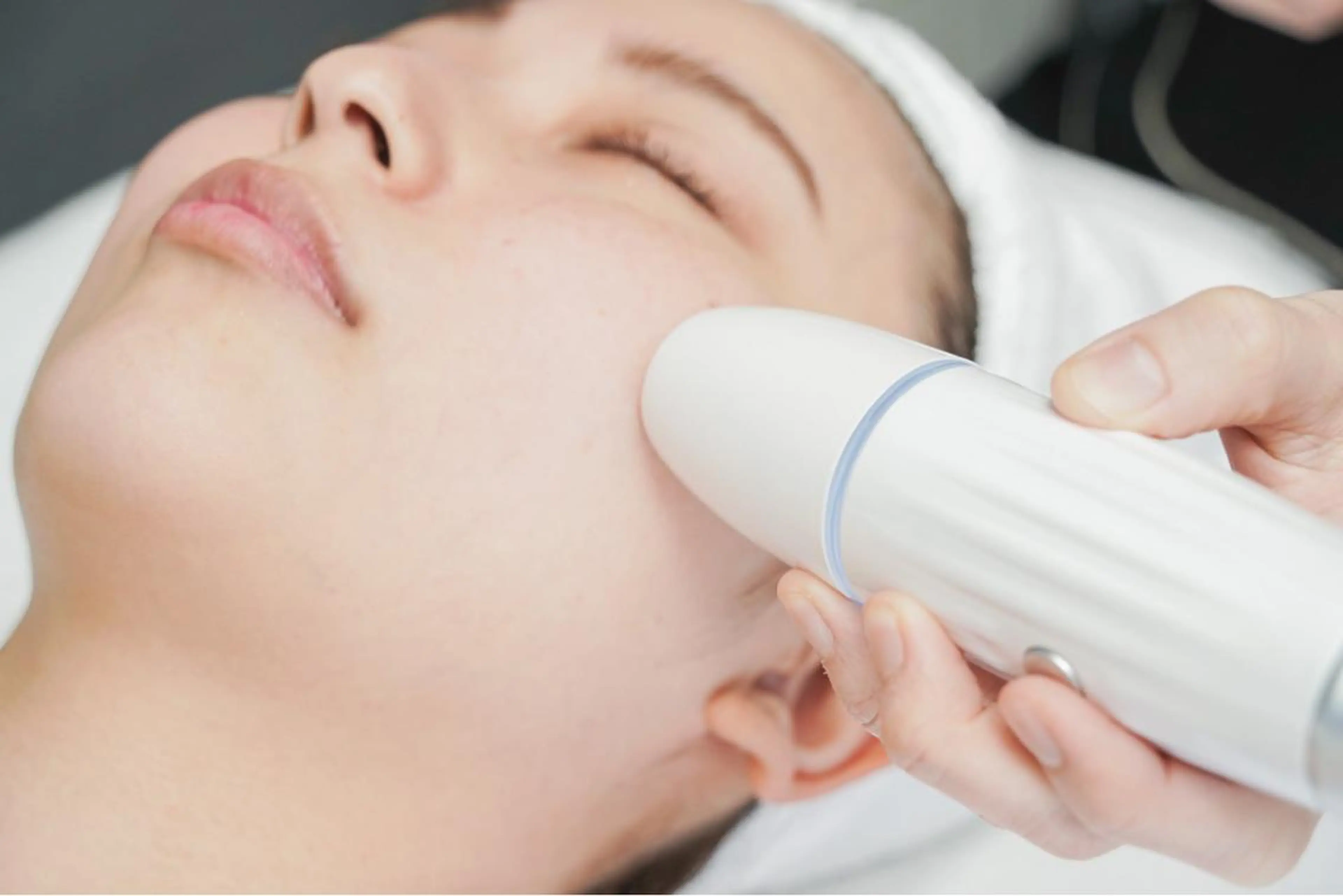 メンズ 小顔痩身インディバ Nana表参道のエステ・リラクイメージ