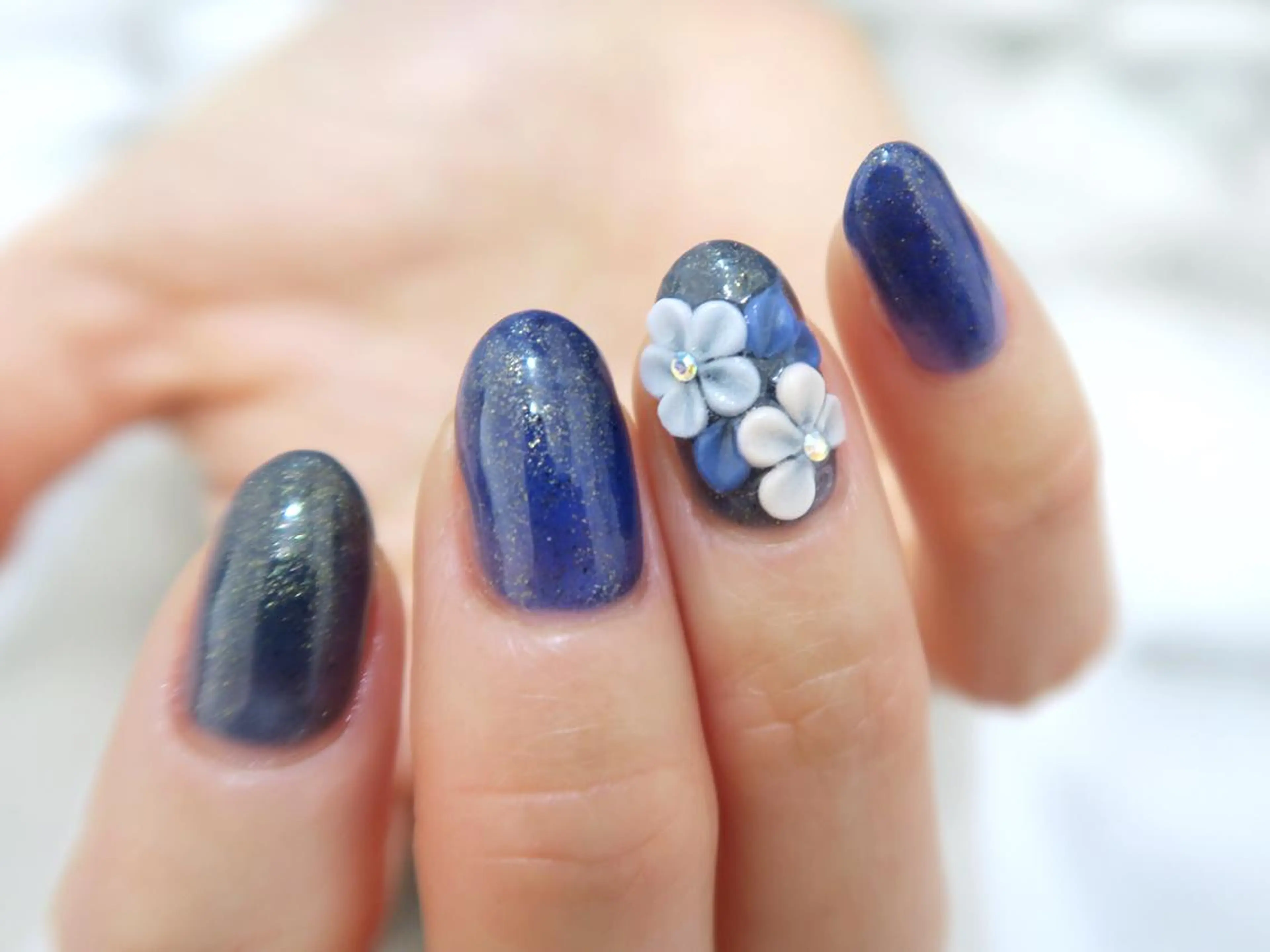 ネイル gloss nail 代々木上原のネイルデザイン
