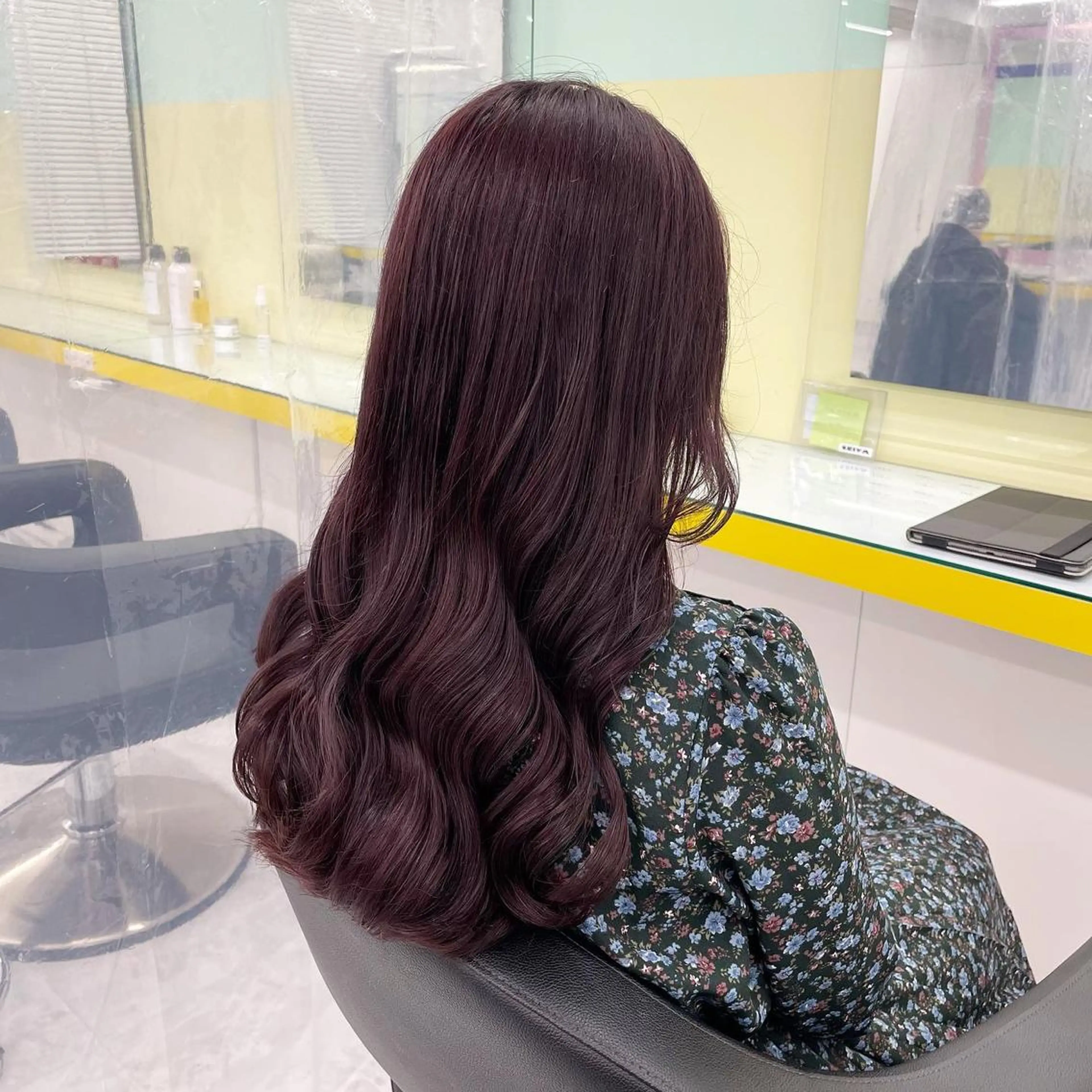 ミディアム カラー パーマ ヘアアレンジ メンズ ヘアカラー トリートメント ヘッドスパ ヘアセット 💜寒色特化 門脇誠弥💜のヘアスタイル