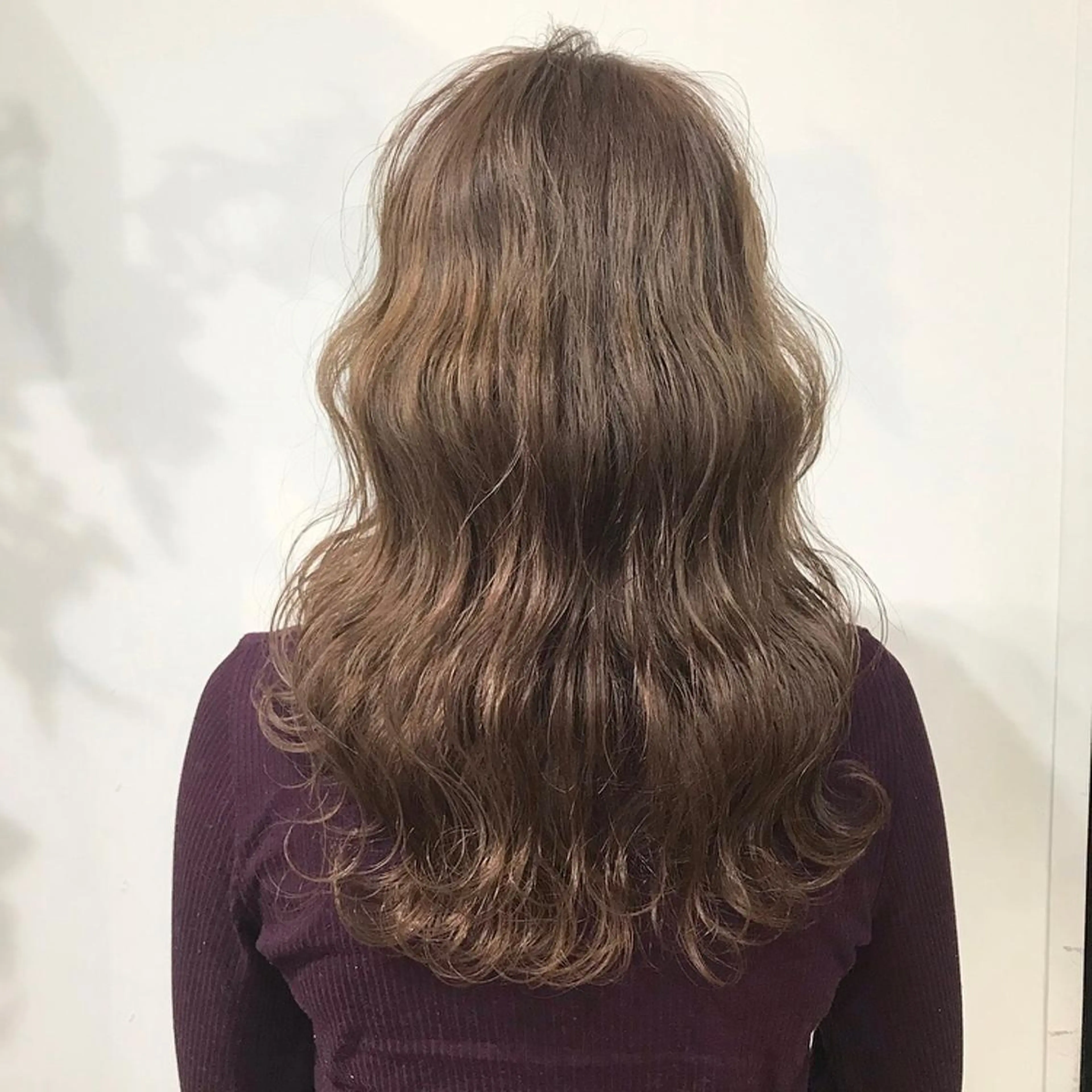 ロング カラー ベージュカラー ハイトーンカラー ヘアカラー トリートメント レイヤー/顔周り /AKARIのヘアスタイル