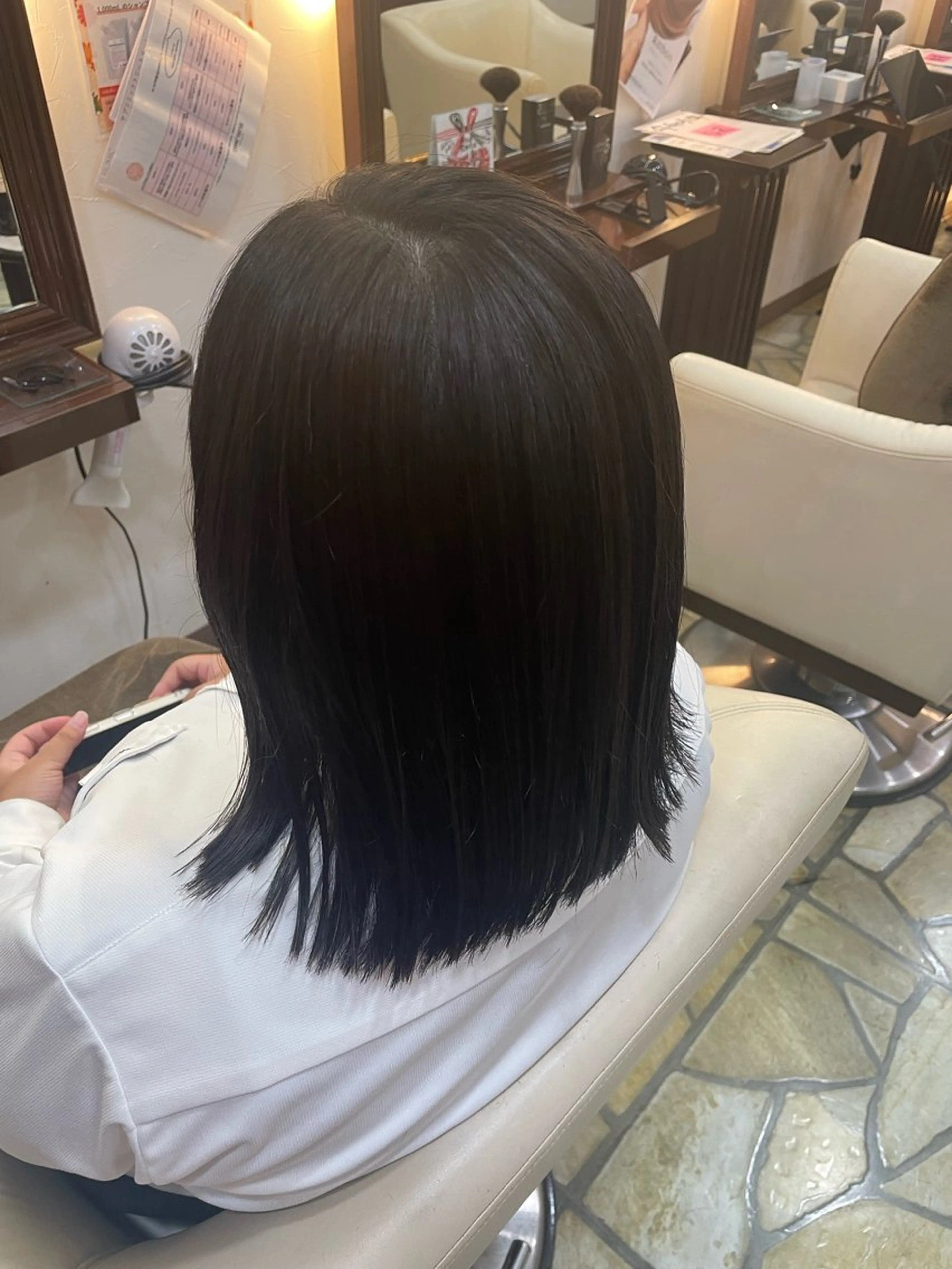 セミロング カット 縮毛矯正 タツミ マコトのヘアスタイル