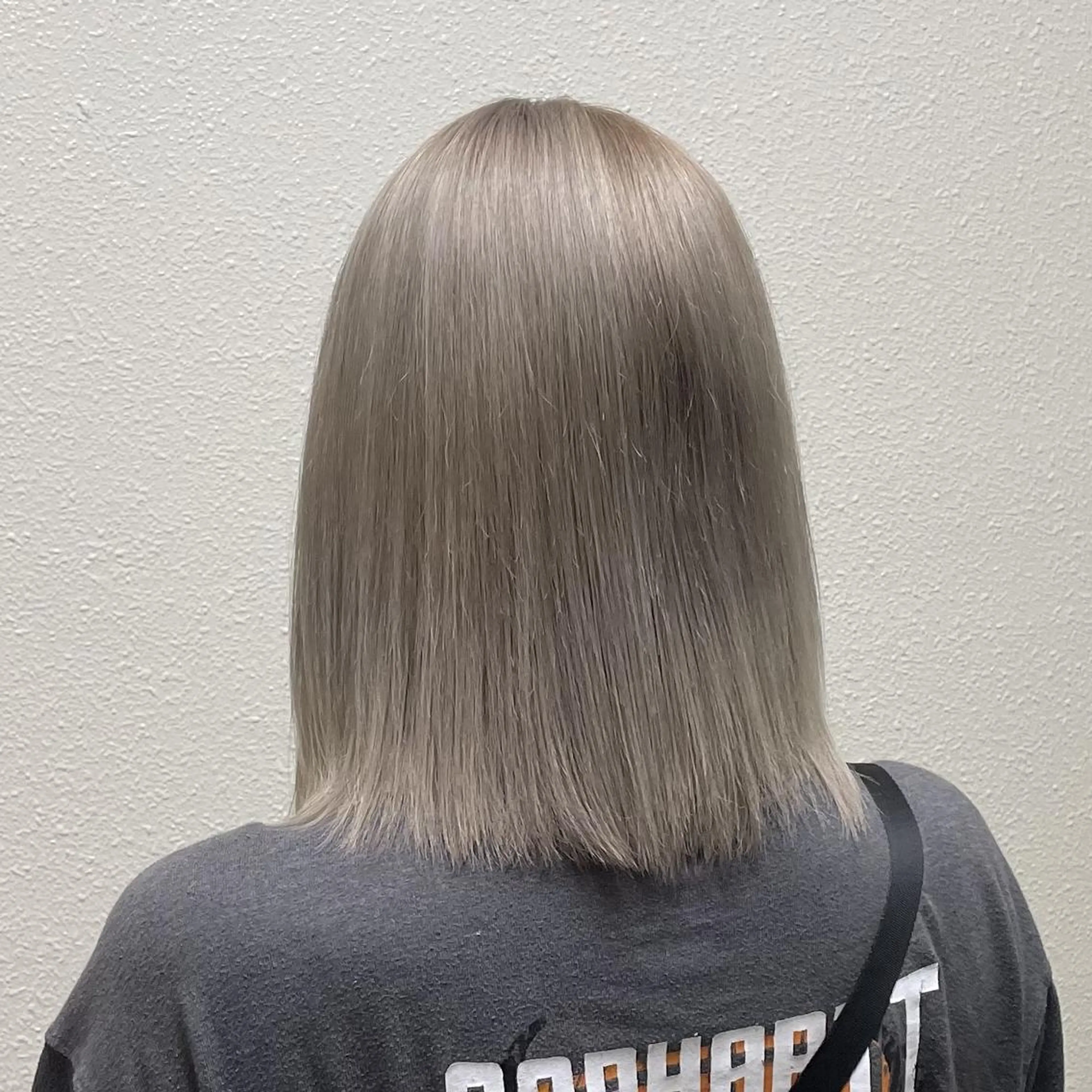 カラー パーマ ヘアアレンジ メンズ キッズ ネイル マツエク・マツパ アイブロウ ミディアム ミディアムパーマ メンズバレイヤージュ メンズブリーチ フェードカット メンズハイライト 髪質改善🇰🇷 レイヤーカット/梅田のヘアスタイル