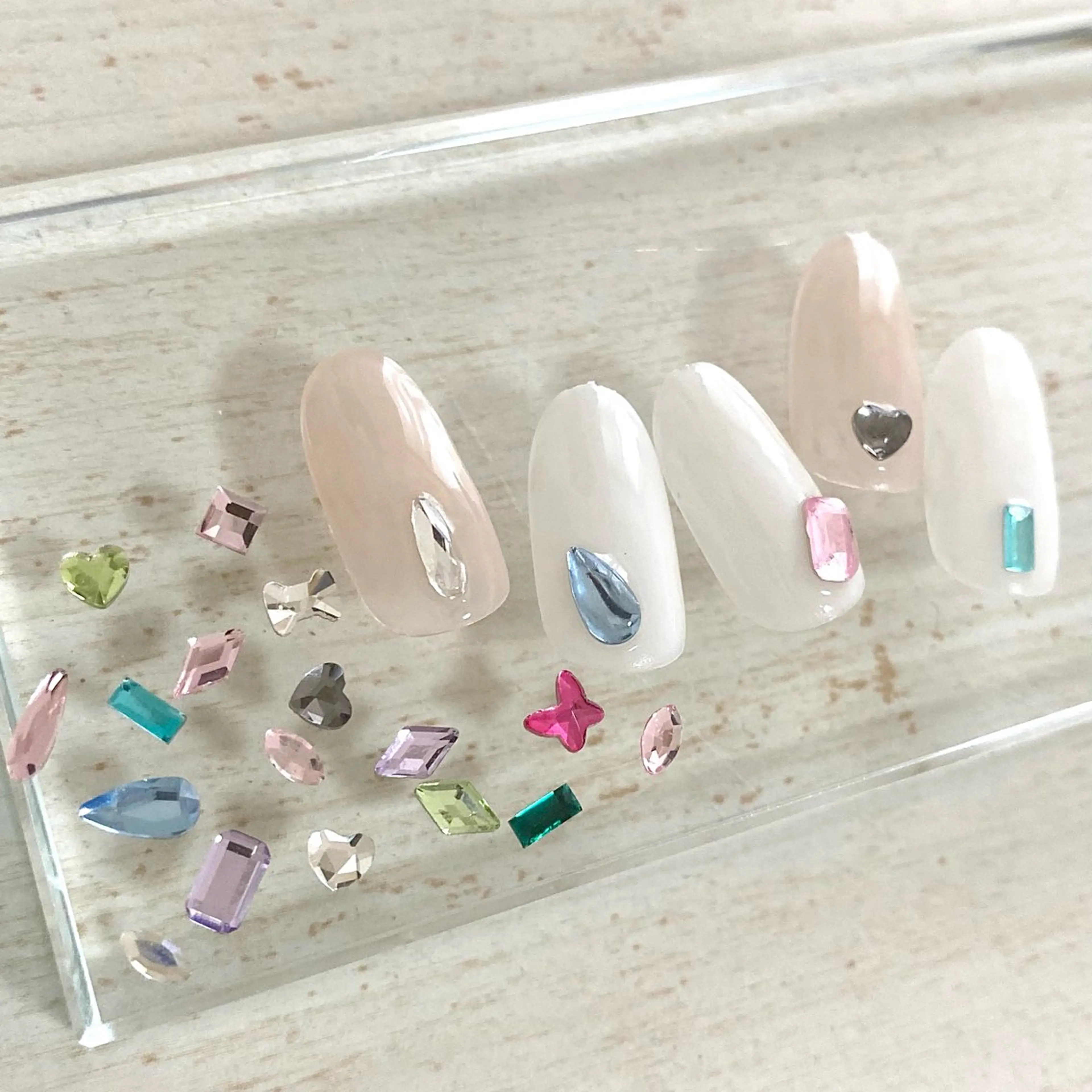 ネイル ワンカラーネイル Aoi💅🏻 表参道のネイルデザイン