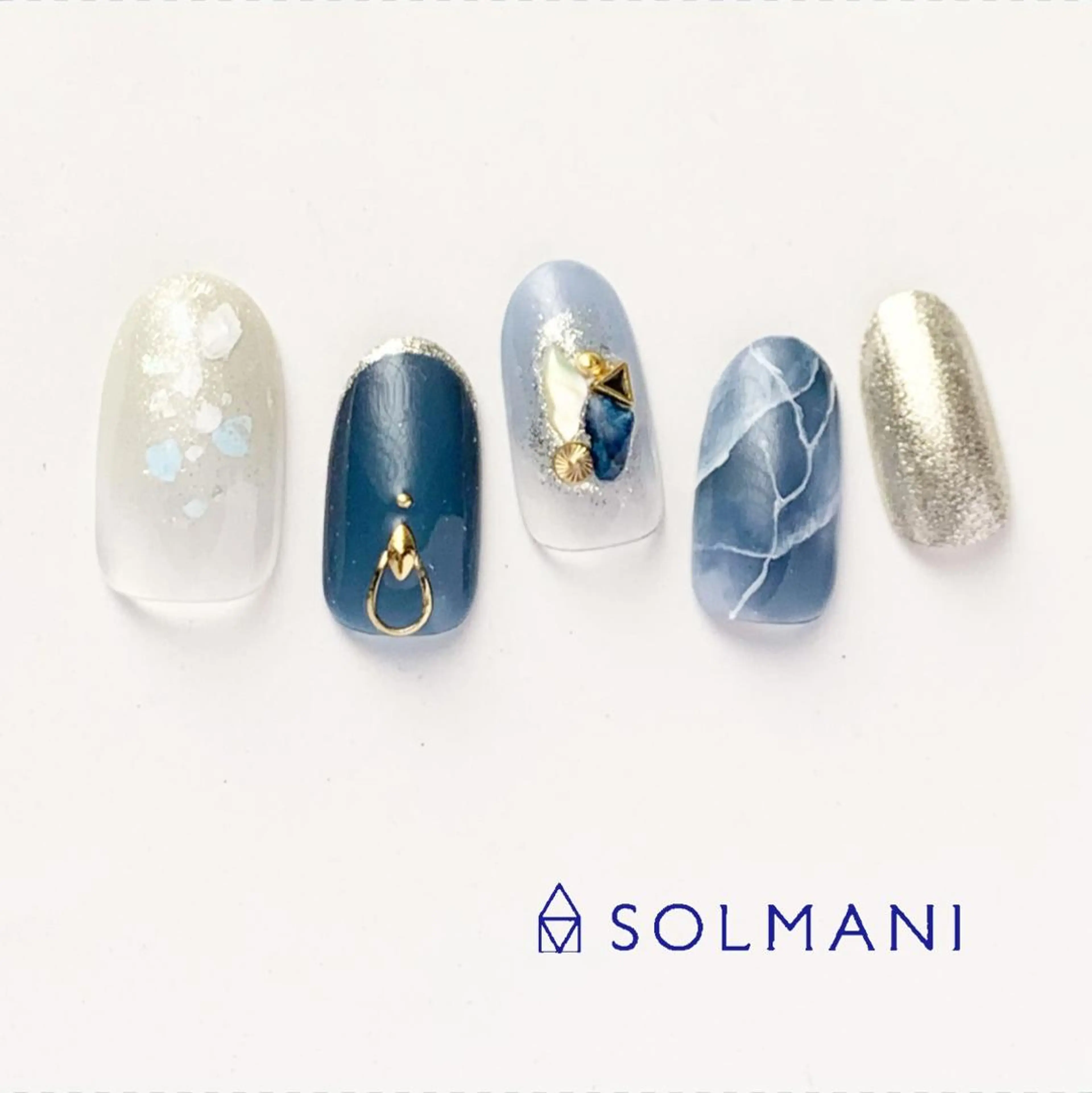 ネイル ニュアンスネイル SOLMANI 予約担当のネイルデザイン