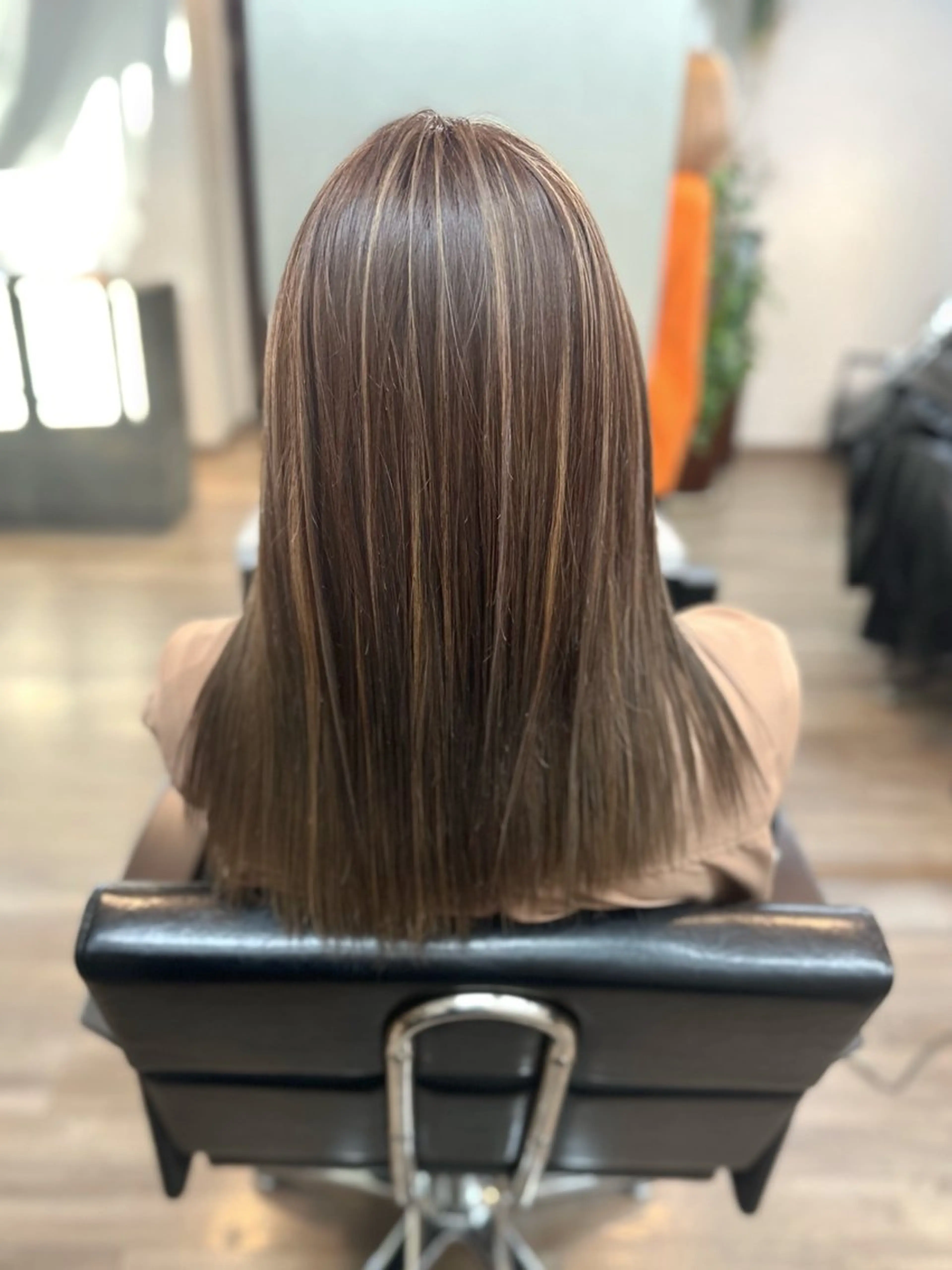 セミロング カラー VIF所属・🗻飯田誠也🗻 カットカラー得意のヘアスタイル