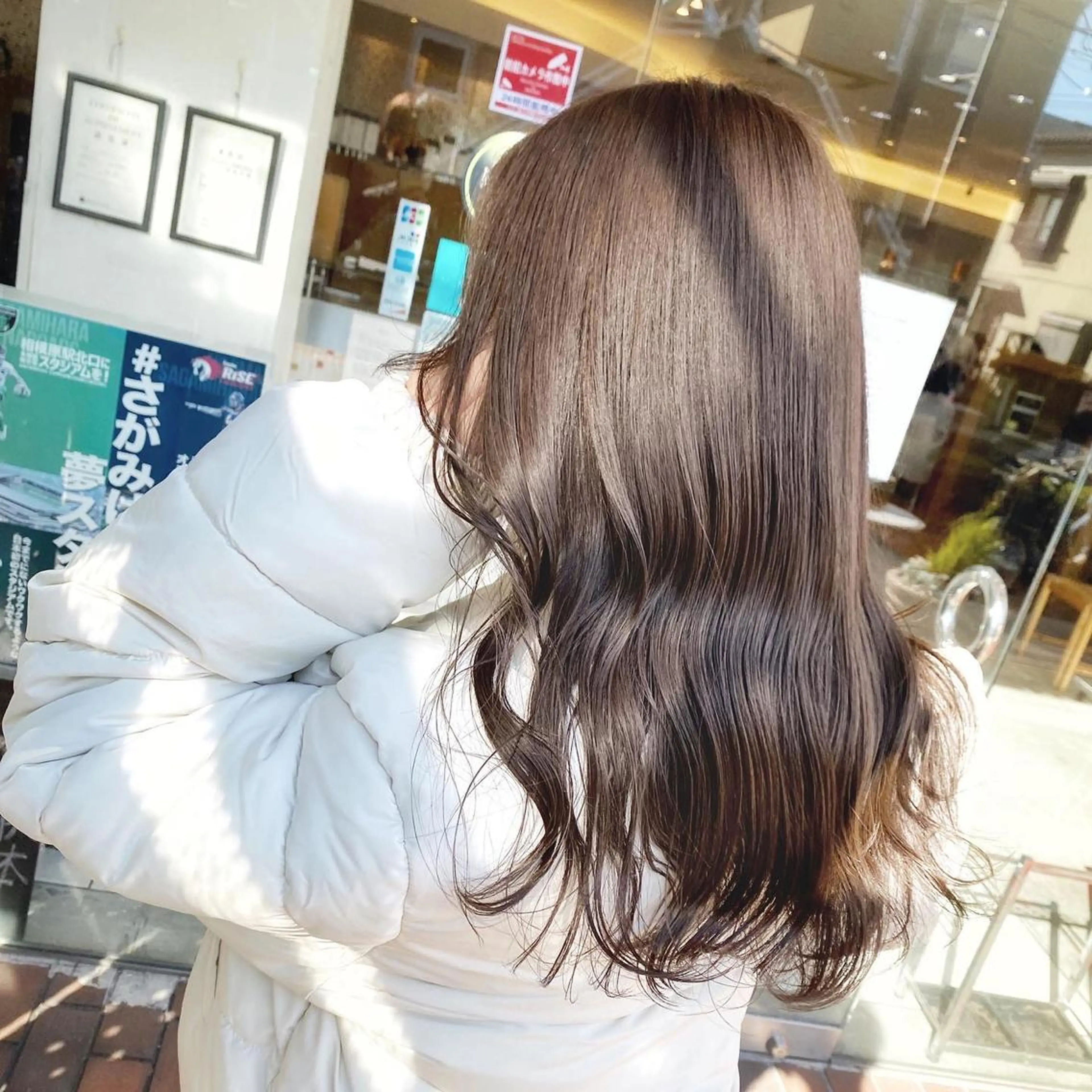 ミディアム カラー ヘアカラー トリートメント 艶髪レイヤー屋さん 大澤竜馬のヘアスタイル