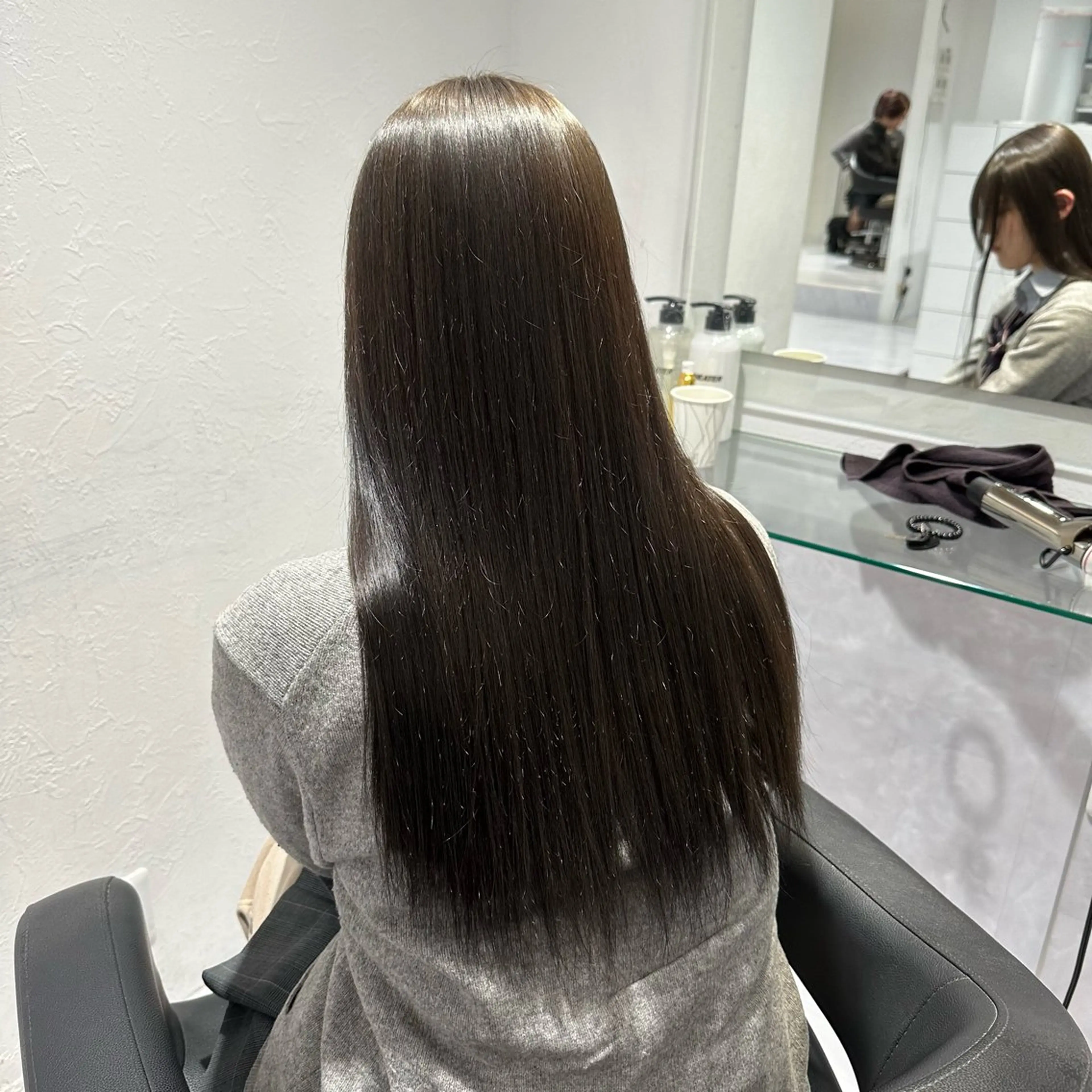 ロング カラー ヘアアレンジ カット ヘアカラー トリートメント ヘッドスパ ヘアセット 透明感ラベンダー💗 SHOのヘアスタイル