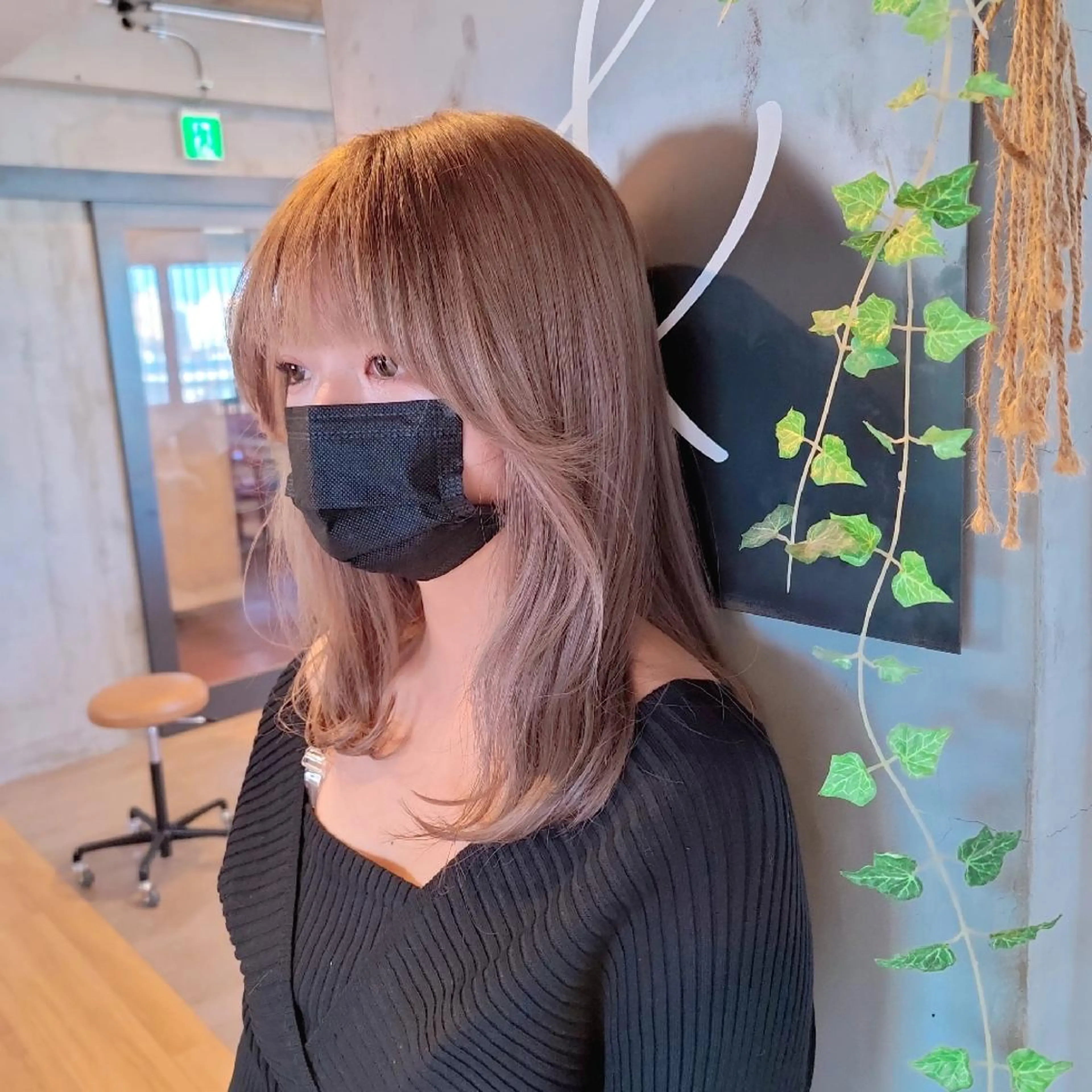 セミロング ヘアアレンジ 🐬似合わせ🦈 佐々田 桜江のヘアスタイル
