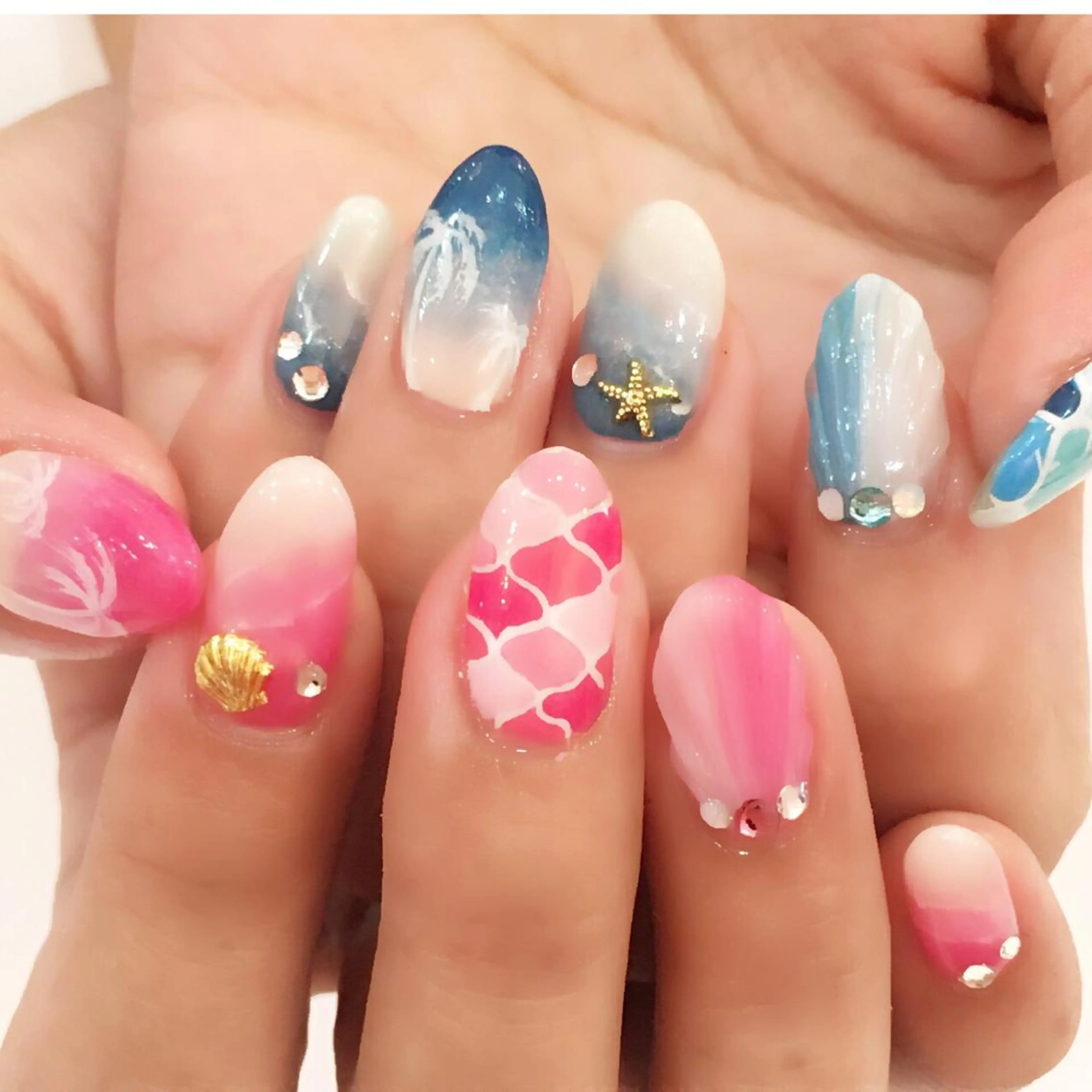 セミロング カラー パーマ ヘアアレンジ メンズ キッズ ネイル マツエク・マツパ 学生（メンズ向け） 付け放題 学生 アートネイル フットネイル NAILSGOGO shibuyaのネイルデザイン