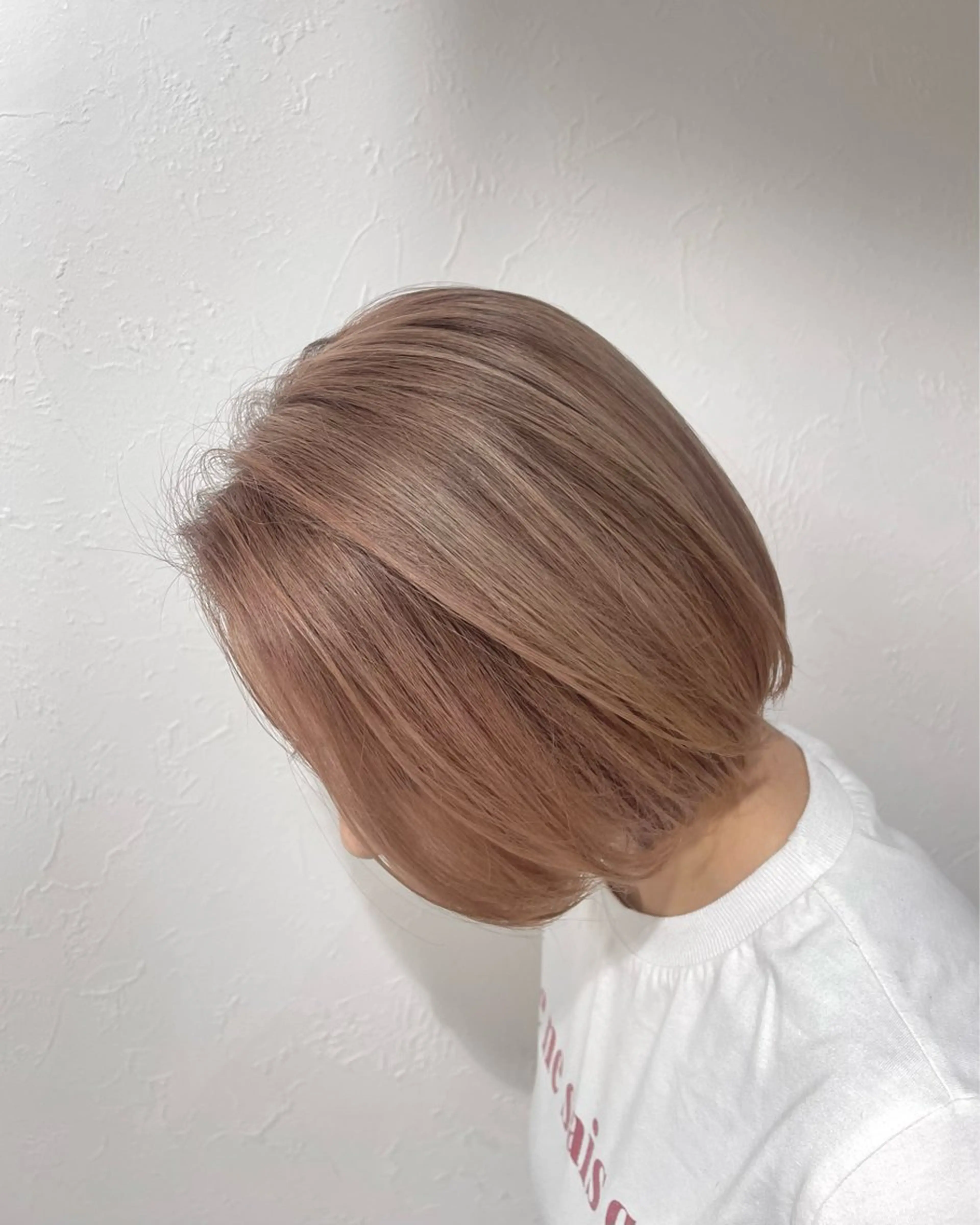 ショート カラー バレイヤージュ ベージュカラー ブリーチ デザインカラー ダブルカラー ヘアカラー Kensho 京都駅 ケアブリーチのヘアスタイル