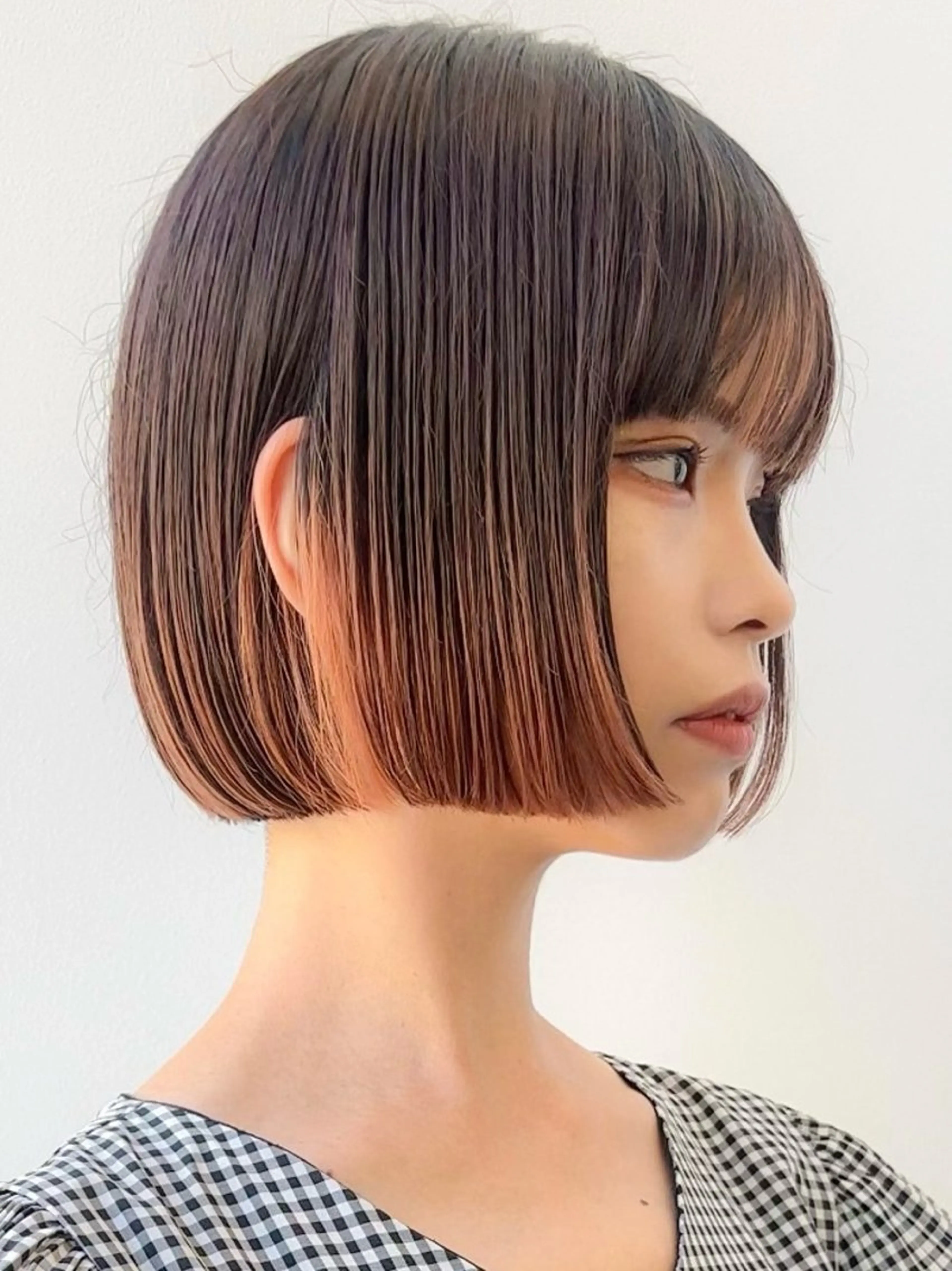ショート カラー ⭐️似合わせボブ 縮毛矯正⭐️かえでのヘアスタイル