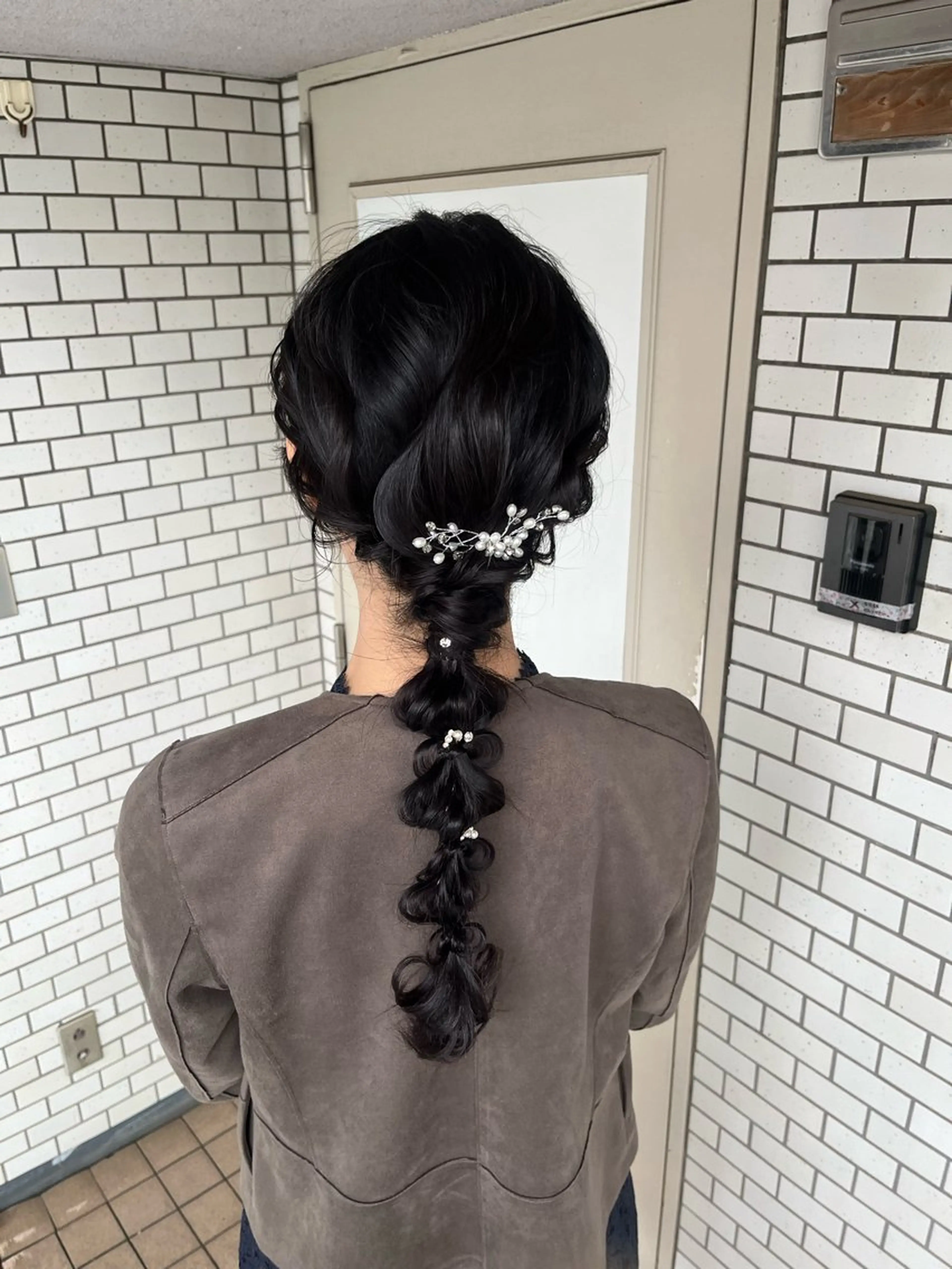 ヘアアレンジ 結婚式・ブライダル 髪飾り ヘアセット 参列 ✽ 推し活ヘア 💕ゆり🐈🐾のヘアスタイル