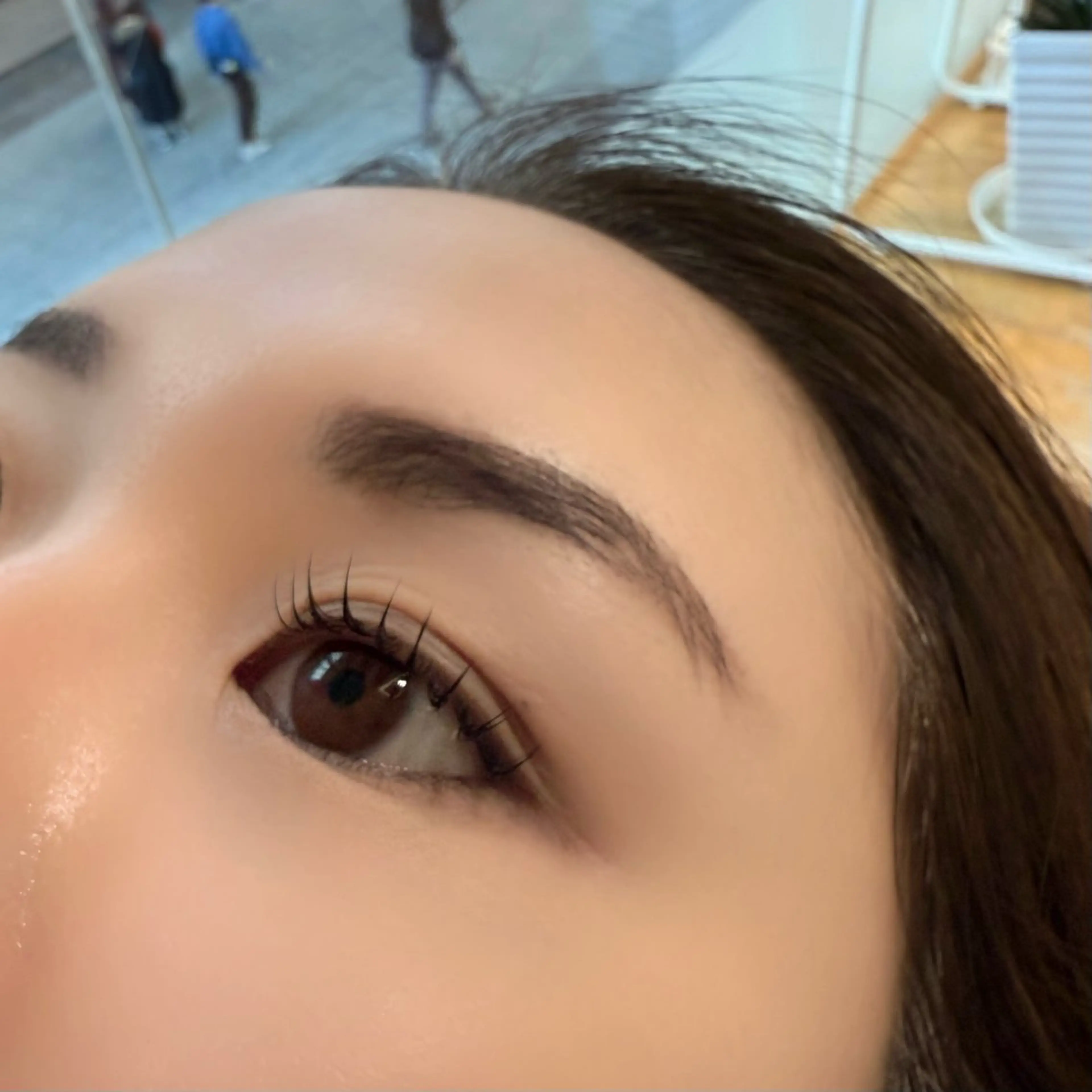 マツエク・マツパ femme 當田 莉央のヘアスタイル