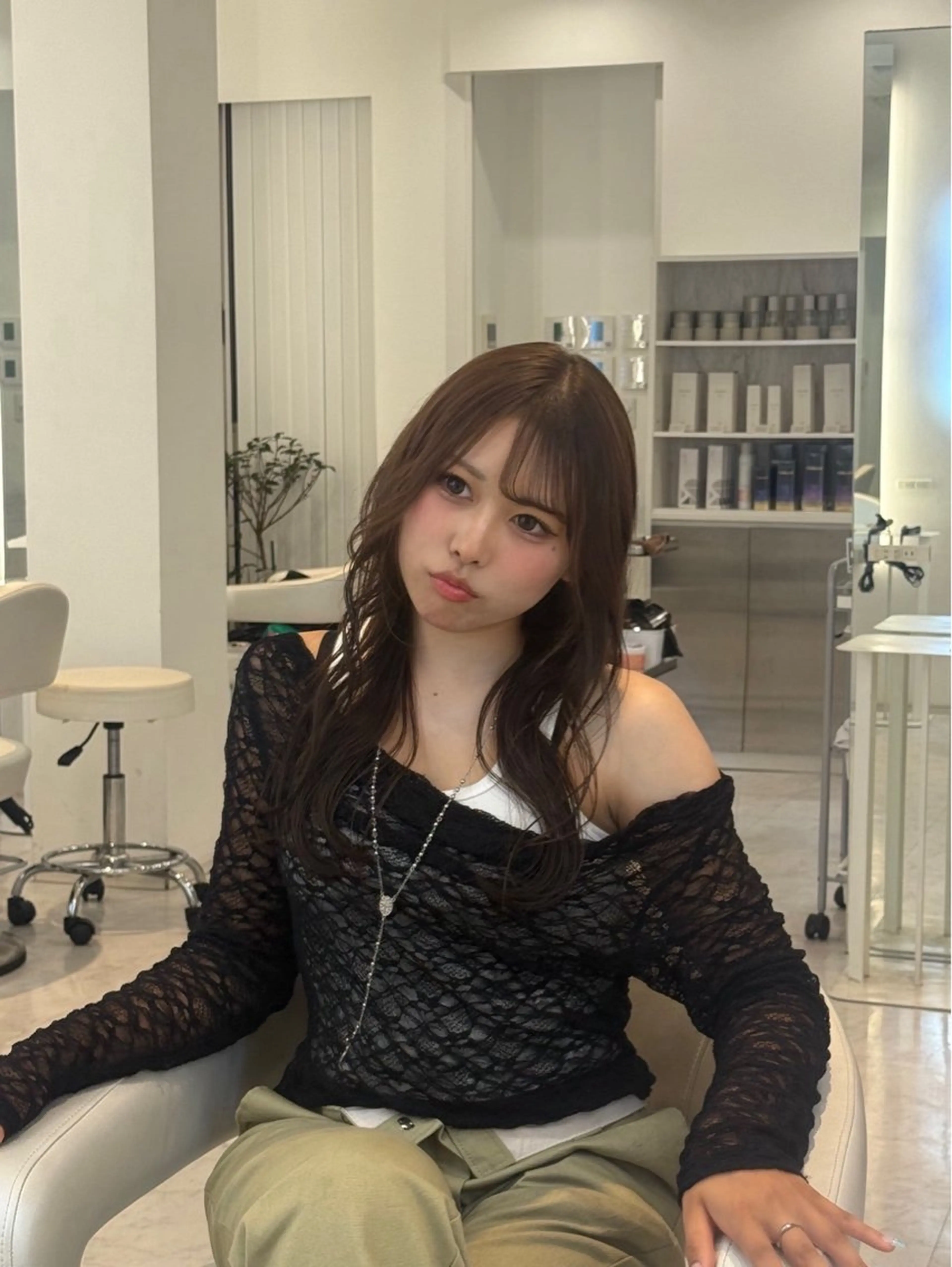 ロング カラー ヘアカラー トリートメント 山本 彩楓のヘアスタイル