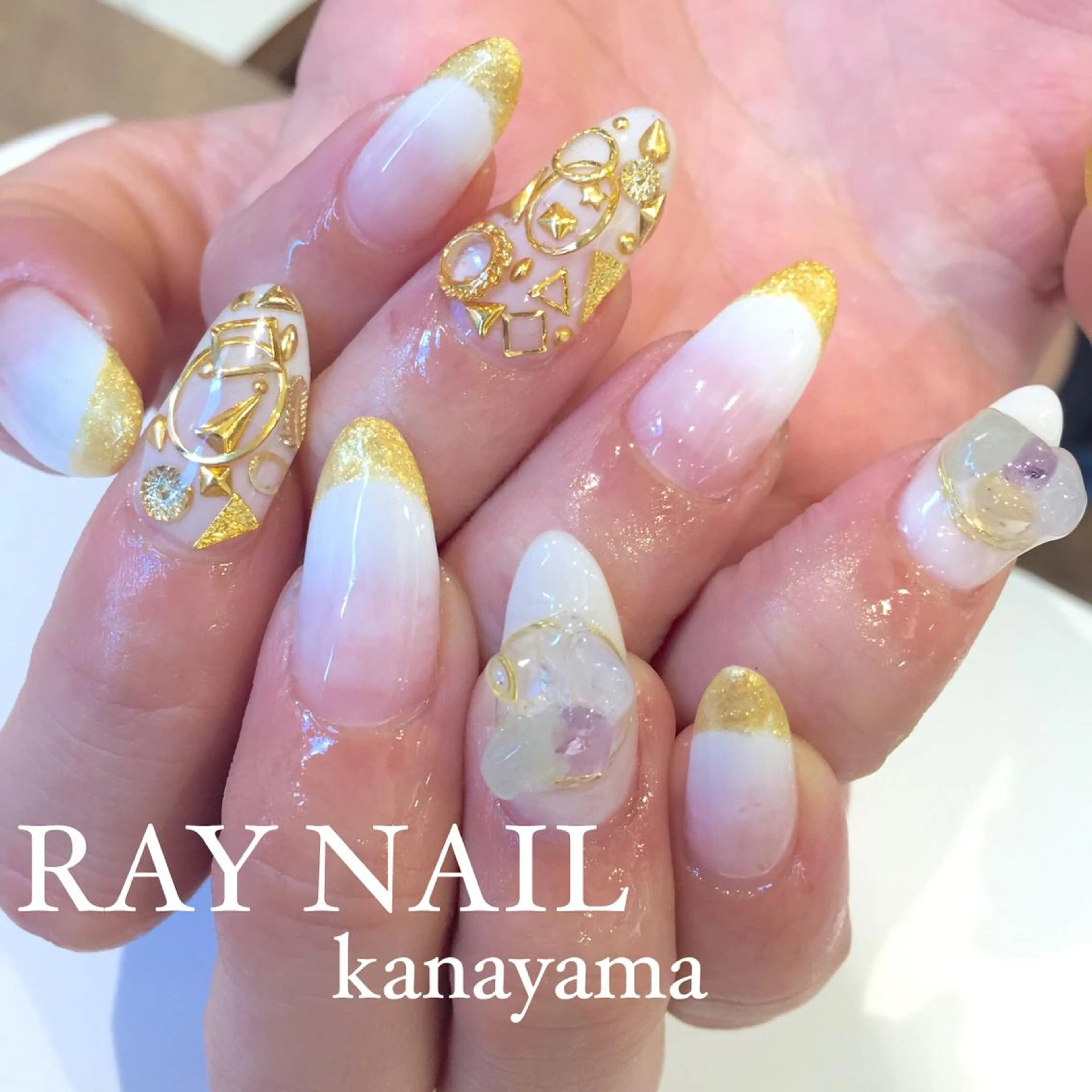 ネイル Arowa 伊田のネイルデザイン