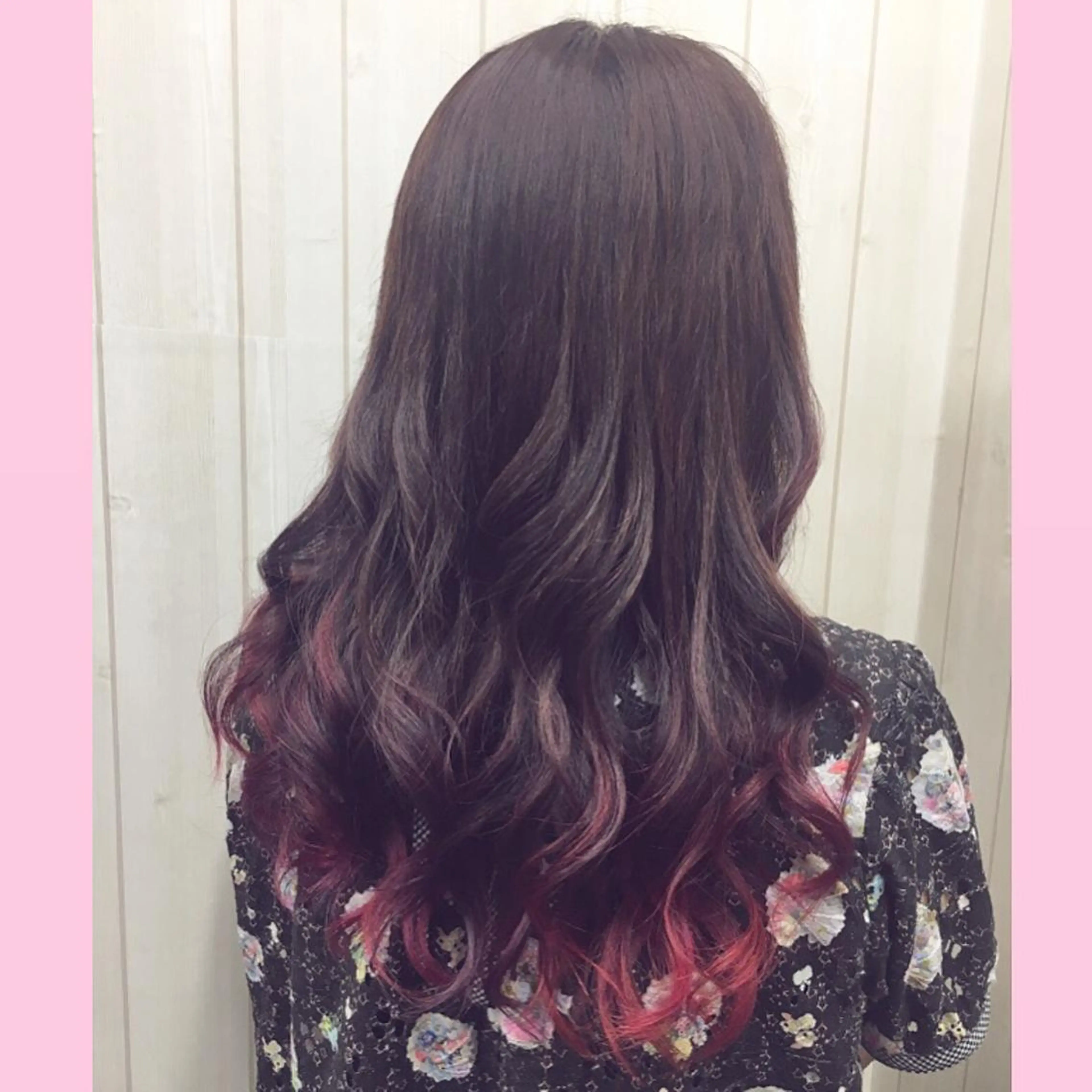 ロング カラー カット ヘアカラー Partie （パルティー）のヘアスタイル
