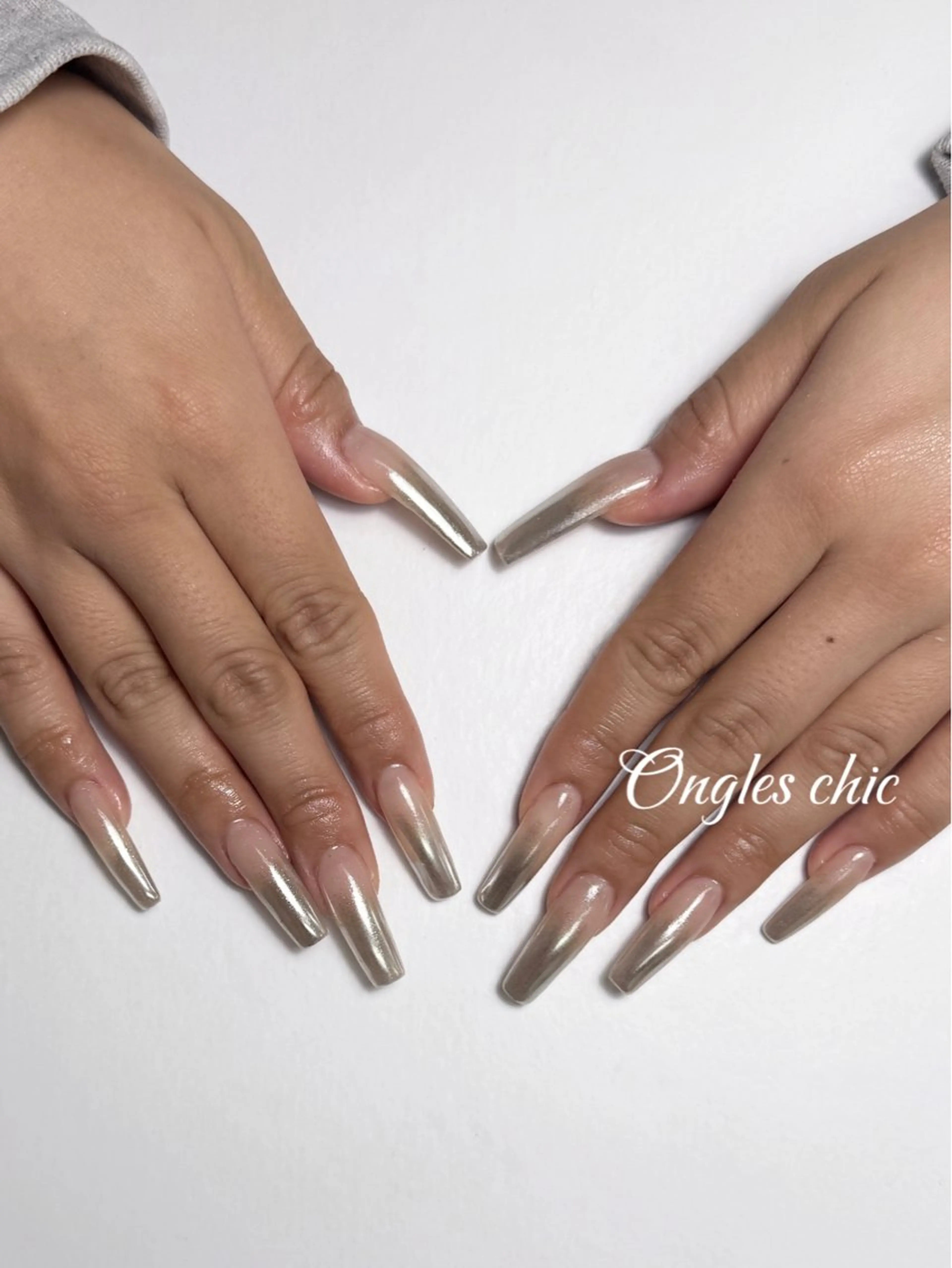 ネイル ハンドネイル ongles chicのネイルデザイン
