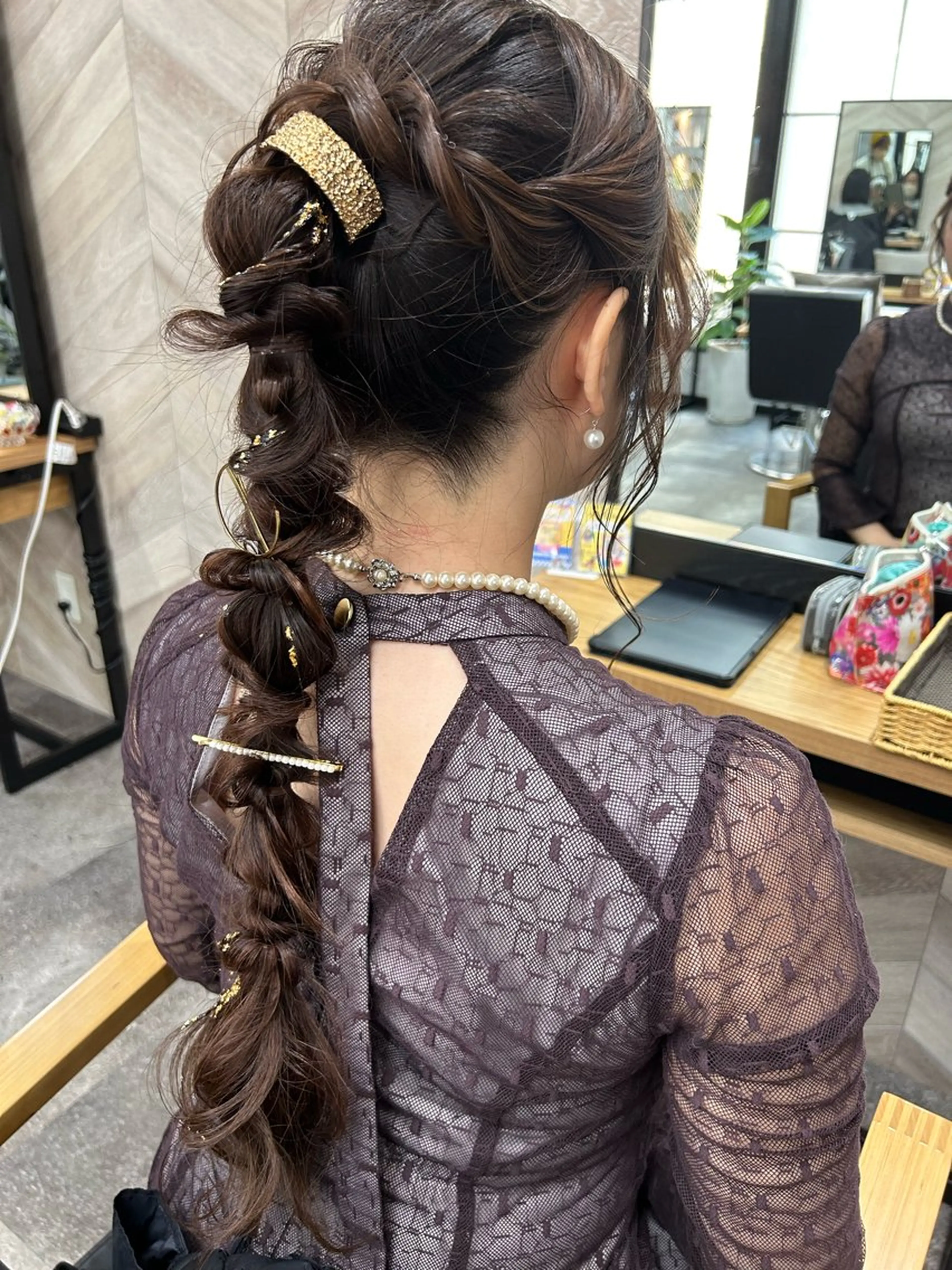 ロング ヘアアレンジ ポニーテール ロング ヘアセット 飯塚 沙衣のヘアスタイル