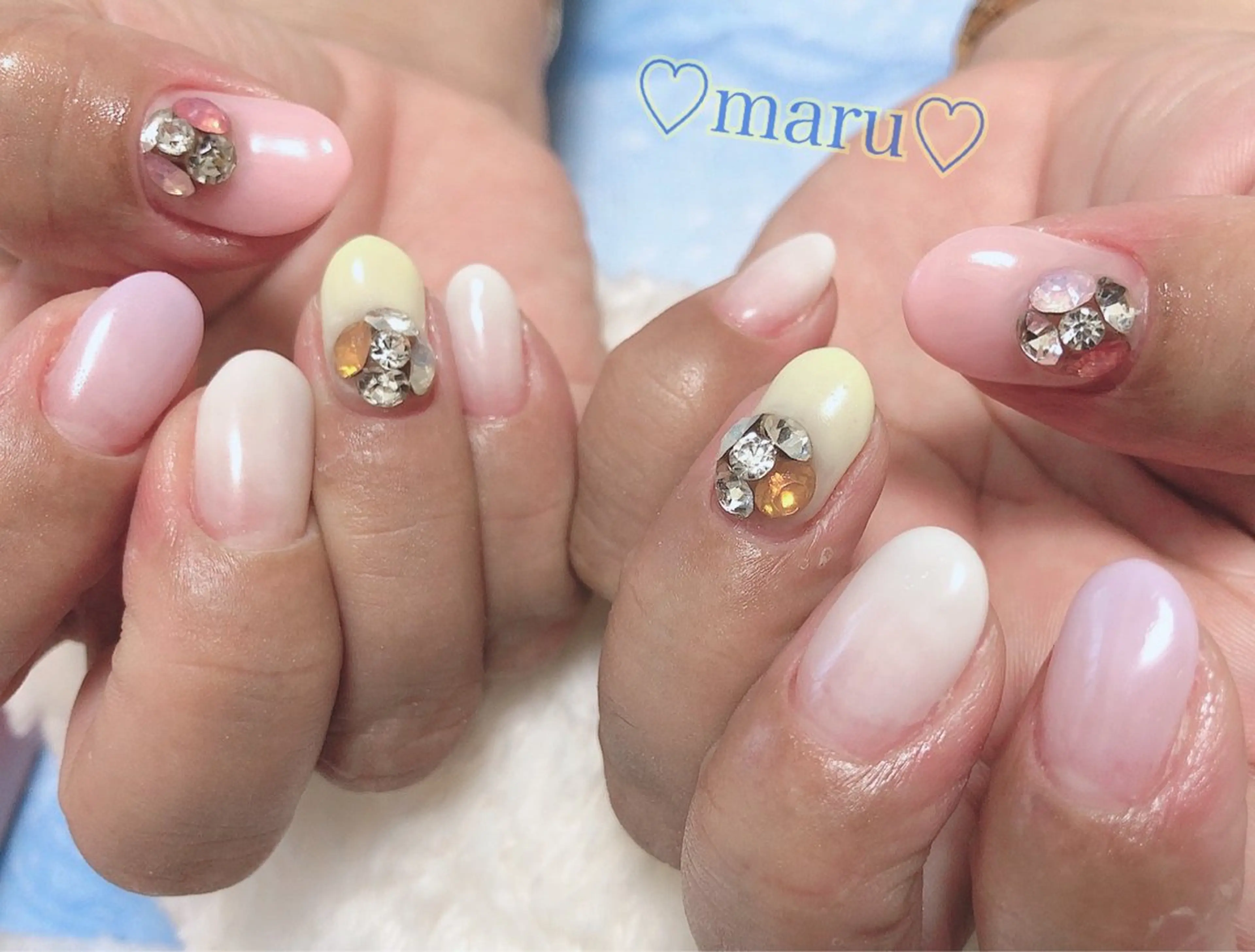 ネイル ハンドネイル フットネイル まるみ♡8/25- 31お休み🙇‍♀️のネイルデザイン