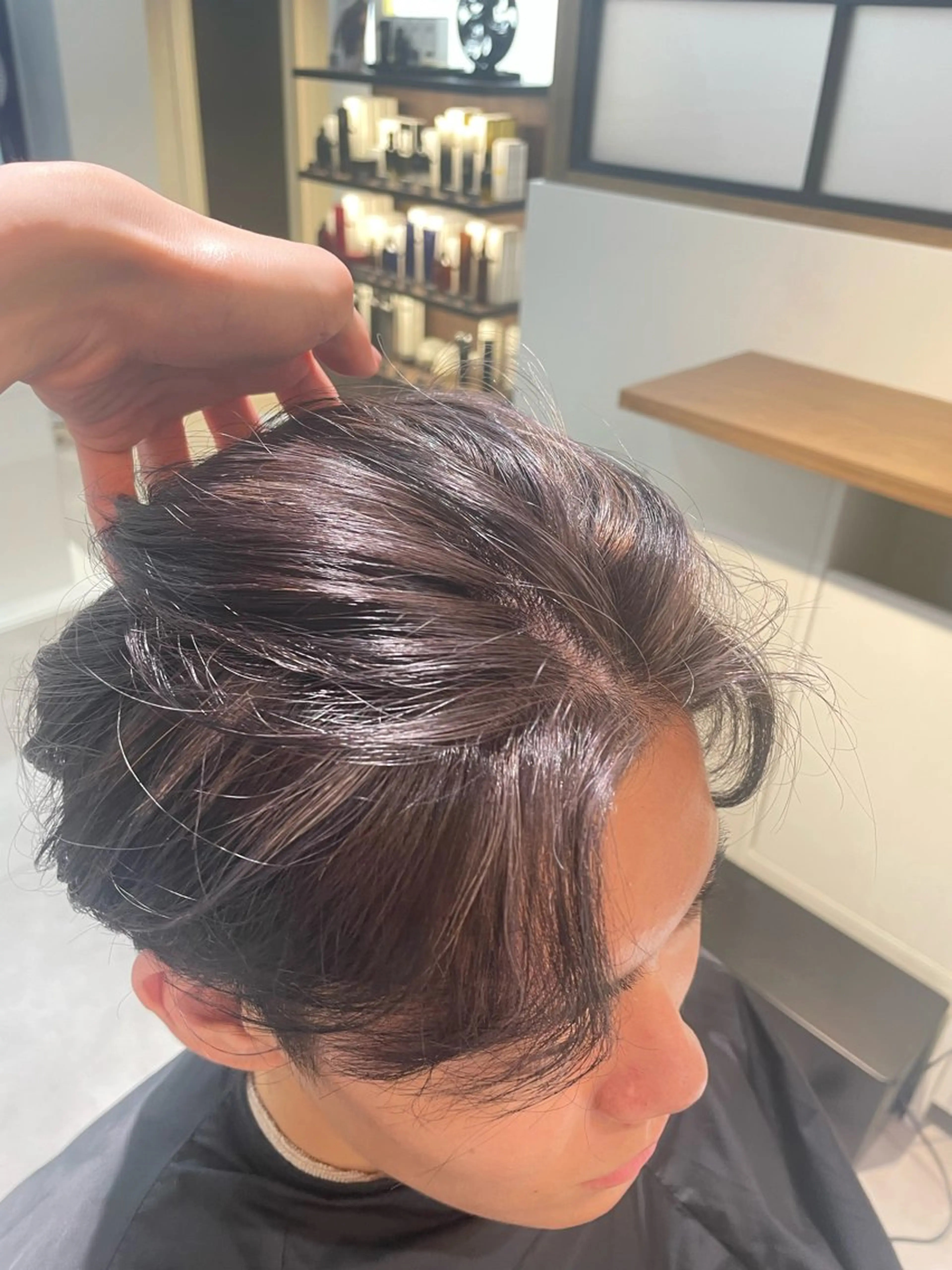 ショート カラー メンズ メンズハイライト メンズハイトーン ハイライトカラー ハイトーンカラー ハイライト emusalon前橋川原店所属・松井 悠希のヘアスタイル