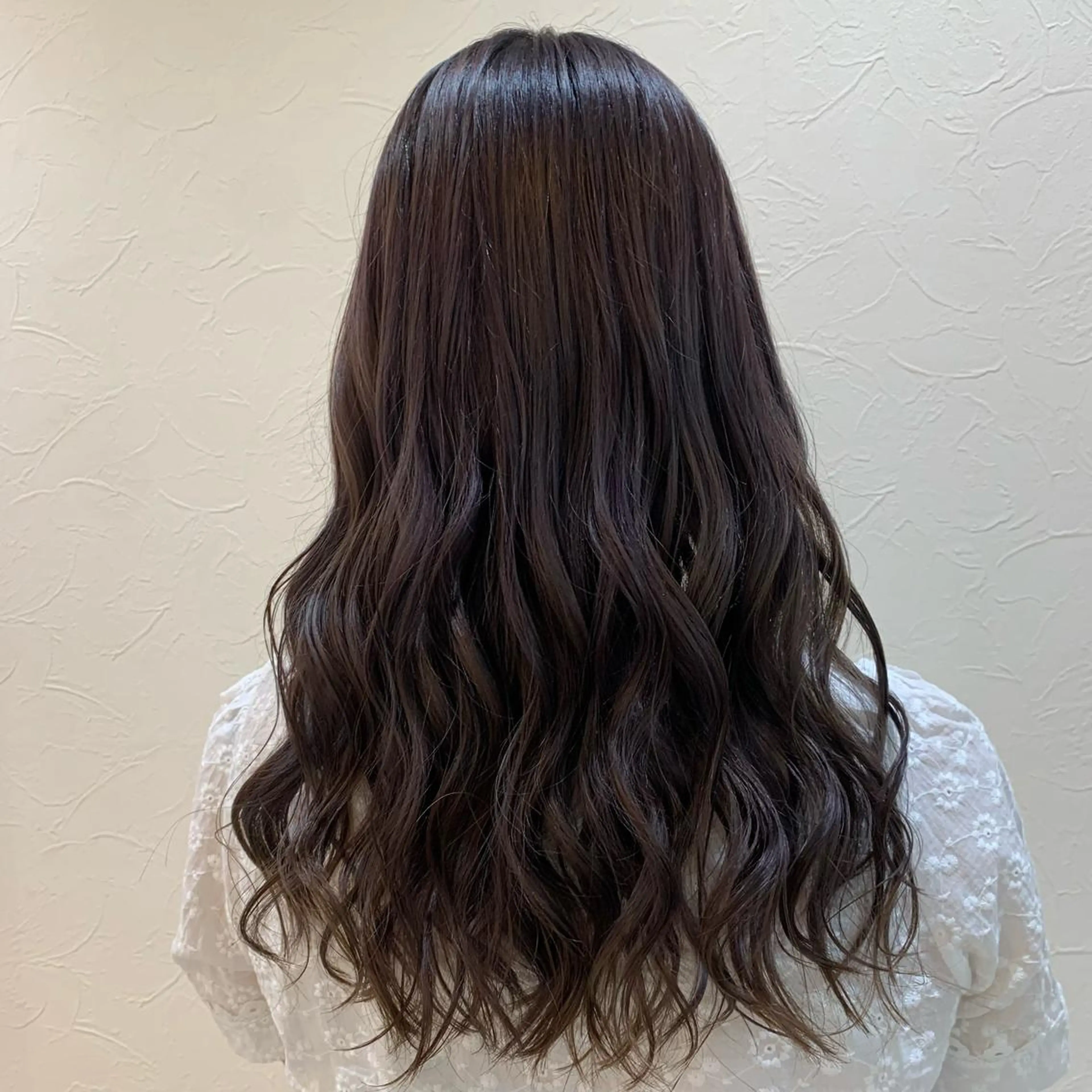 セミロング カラー ヘアカラー トリートメント 店長ハイトーンカラー 柞山史奈のヘアスタイル
