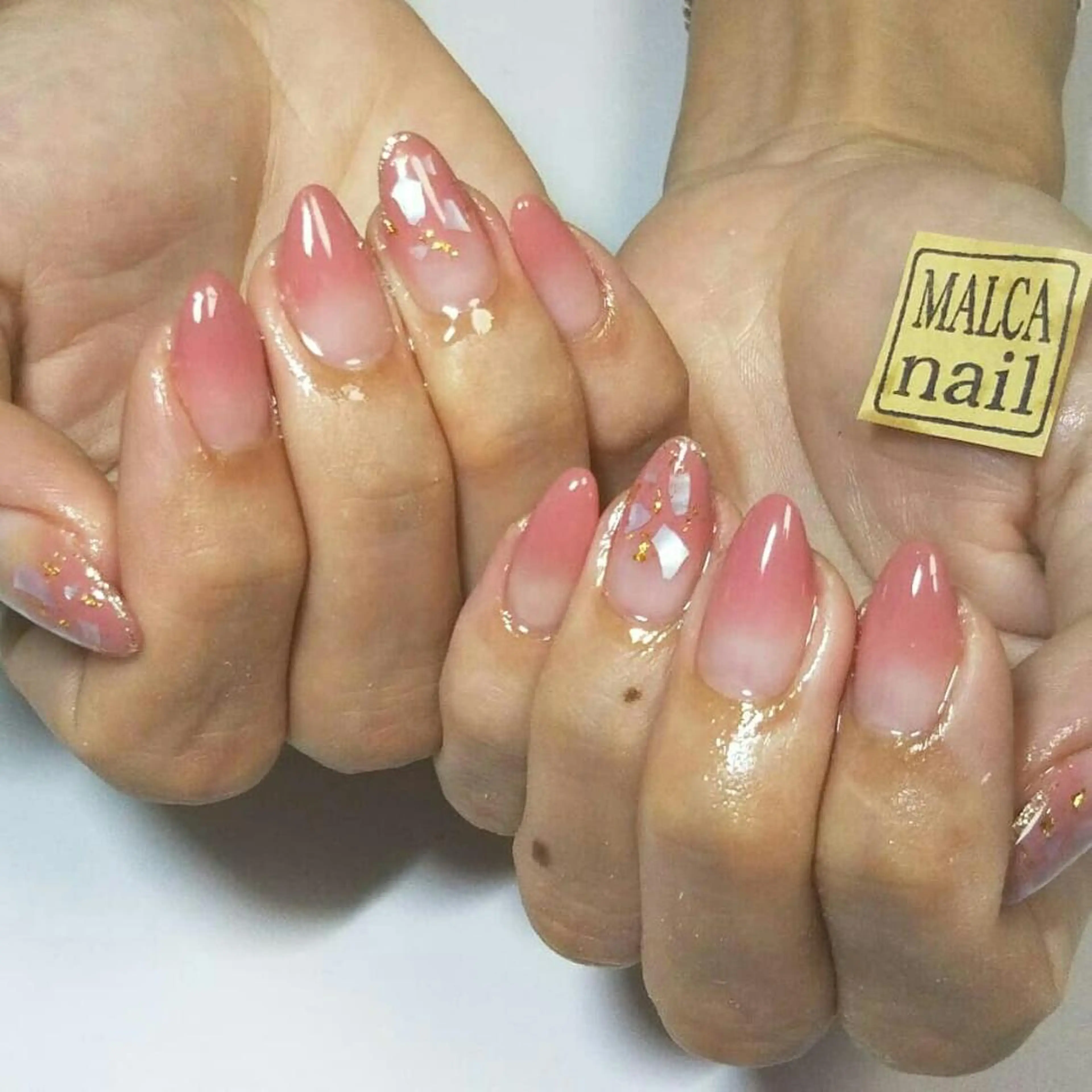 セミロング ヘアアレンジ パーマ ネイル キッズ マツエク・マツパ MALCAnail(マルカネイル)所属・荒木 莉奈のネイルデザイン