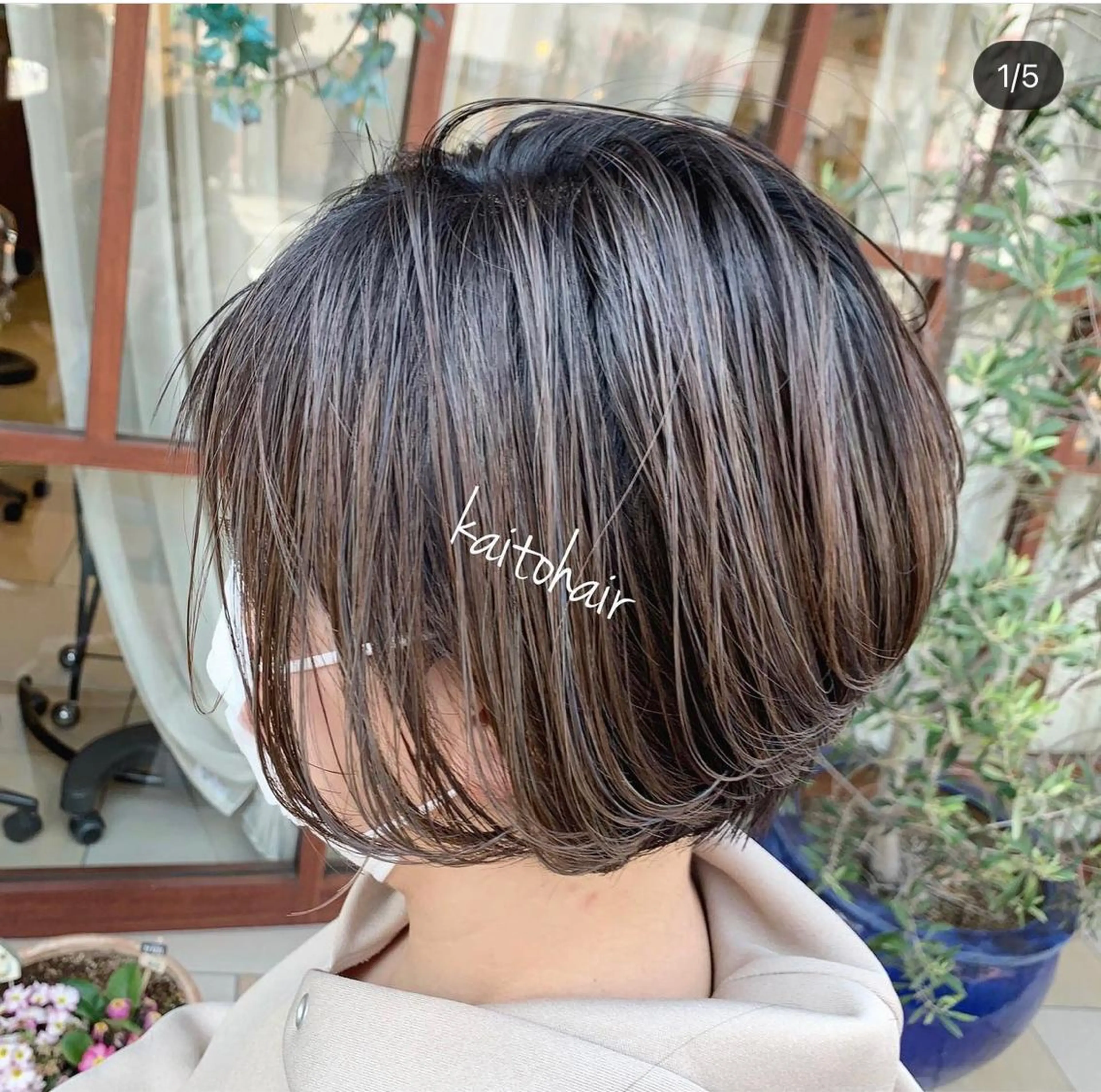 ショート カラー and .のヘアスタイル