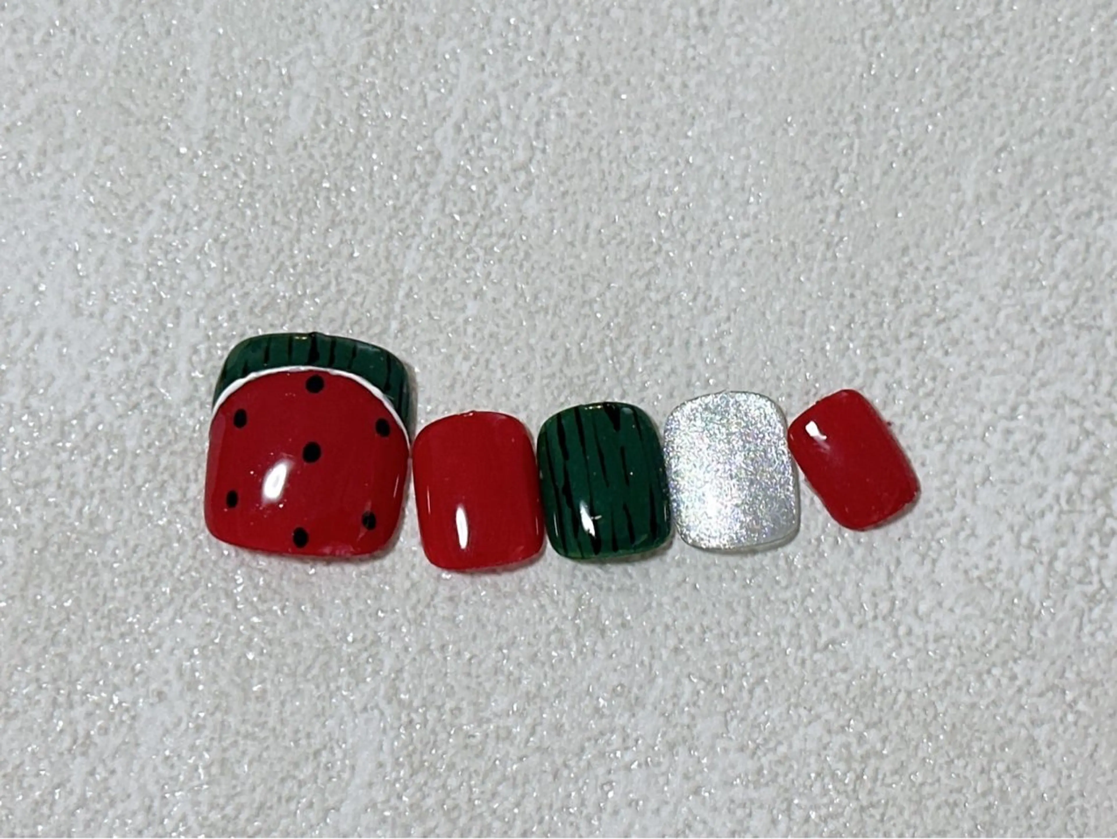 ネイル フットネイル ジェルネイル パラジェル 夏ネイル フットネイル kiki nail 二子玉川のネイルデザイン