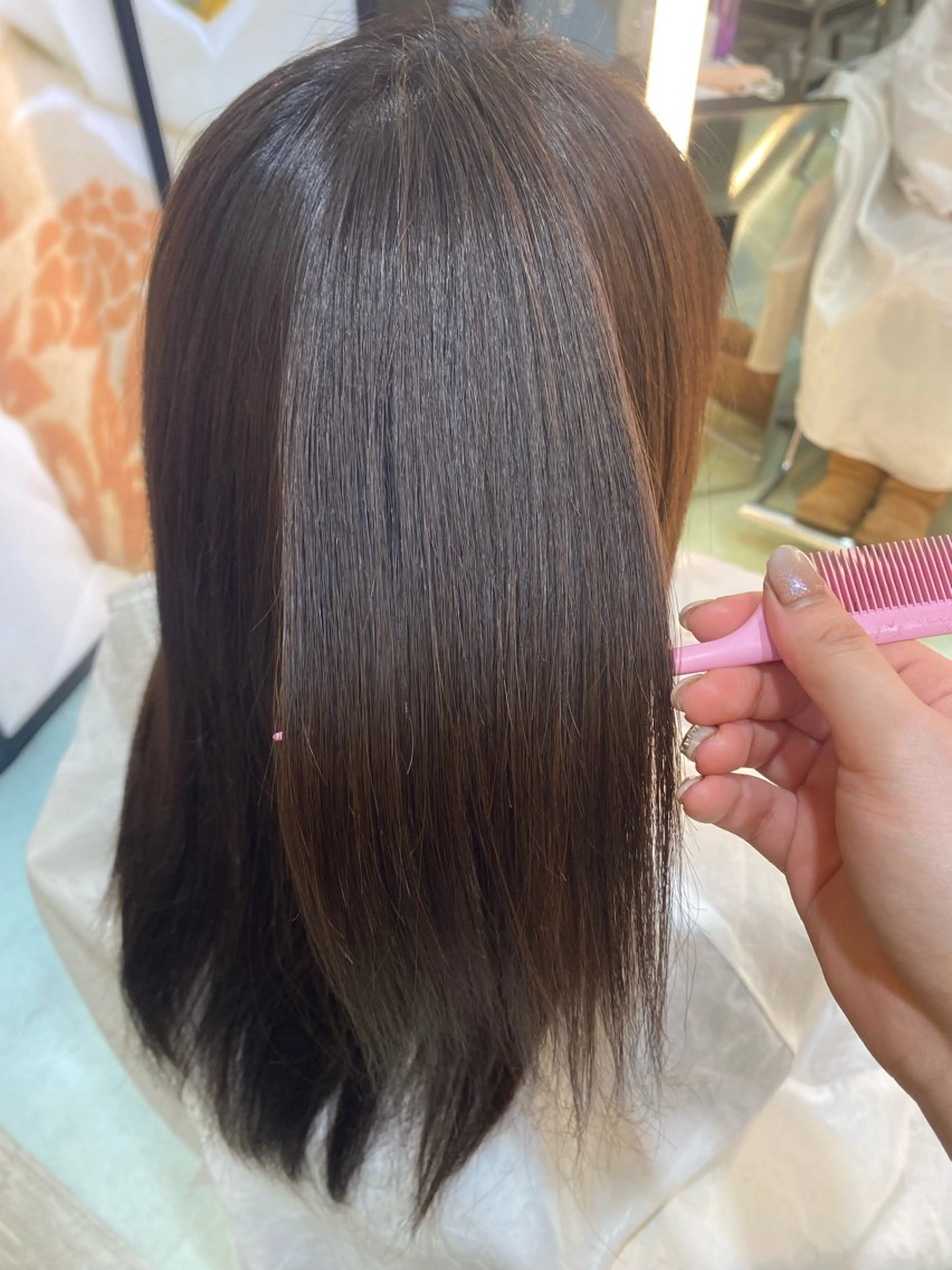 セミロング パーマ 矢野 真梨奈の眉毛・アイブロウイメージ