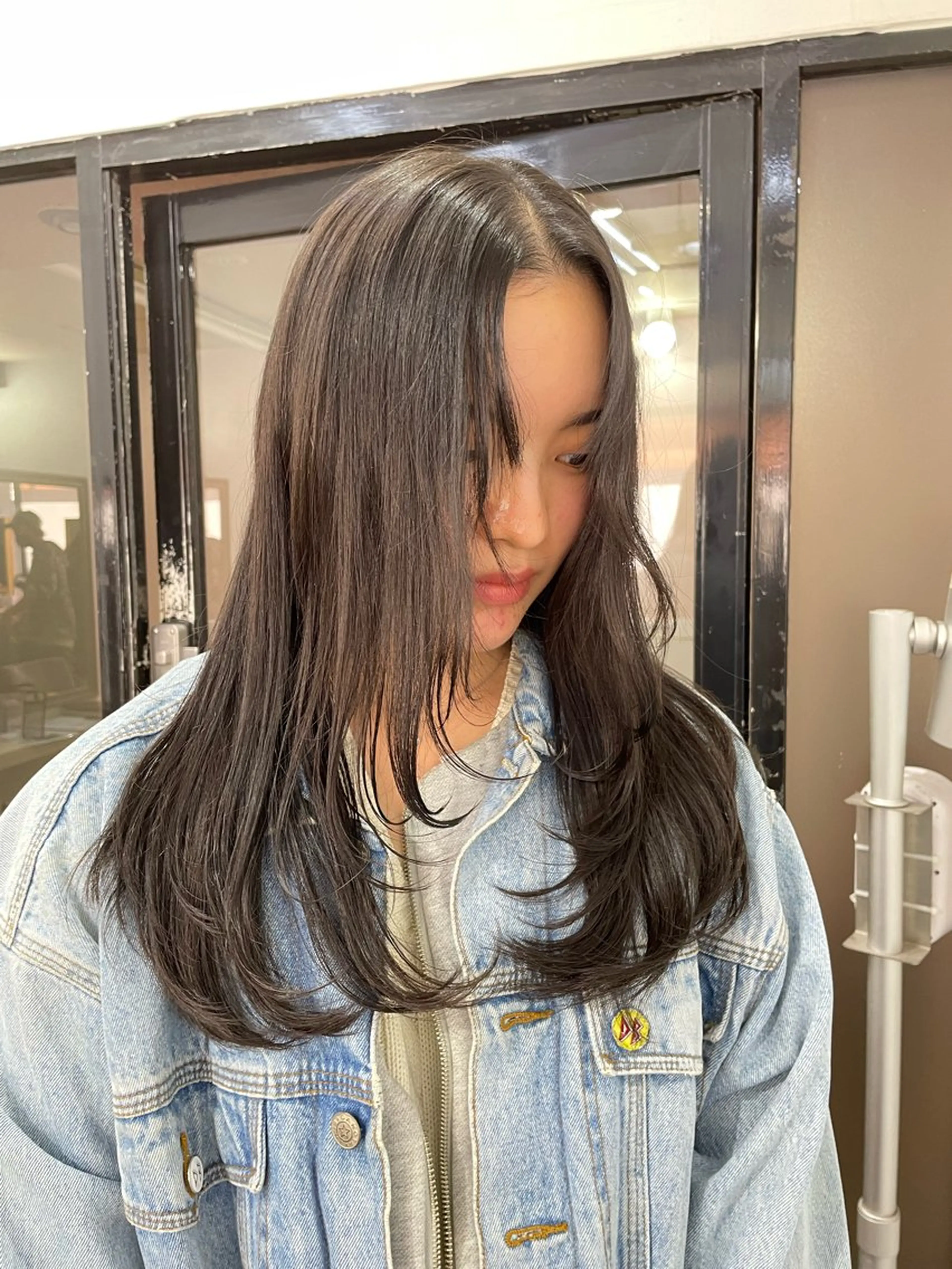 セミロング 田子🦋ハイトーン 🫐耳つぼジュエリーのヘアスタイル