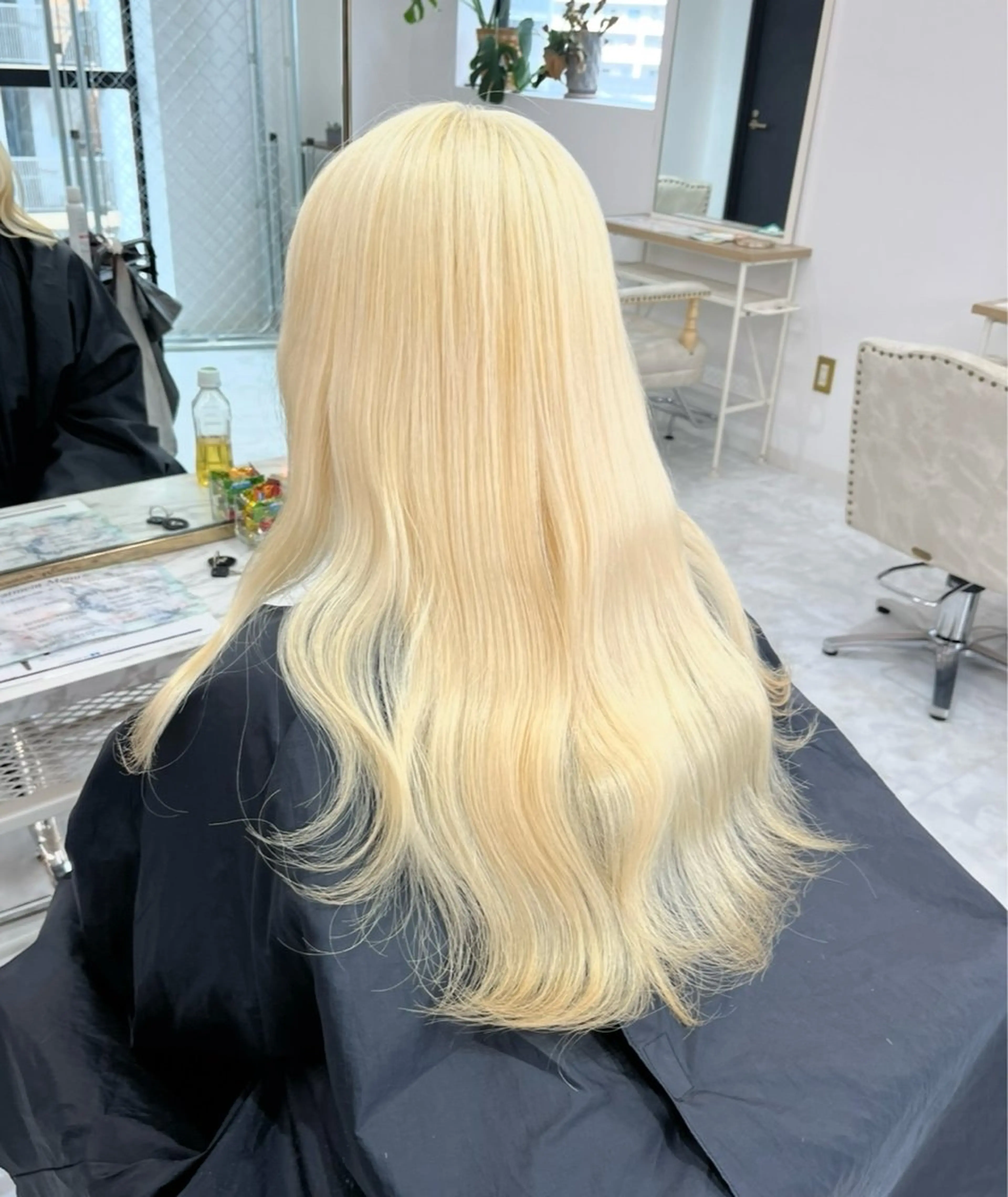 カラー 漆畑 莉奈のヘアスタイル