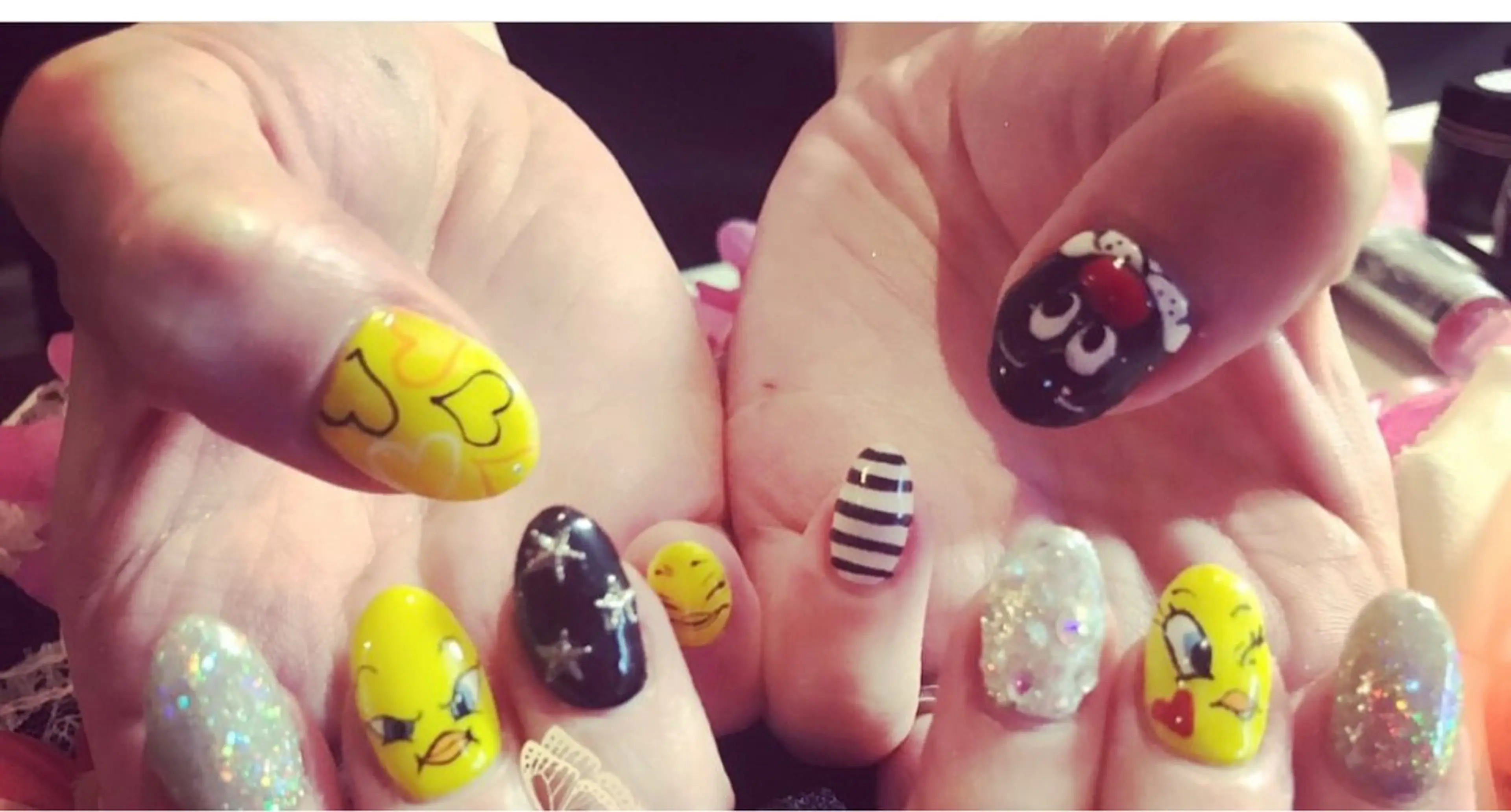 ネイル eyenailist NANAのネイルデザイン